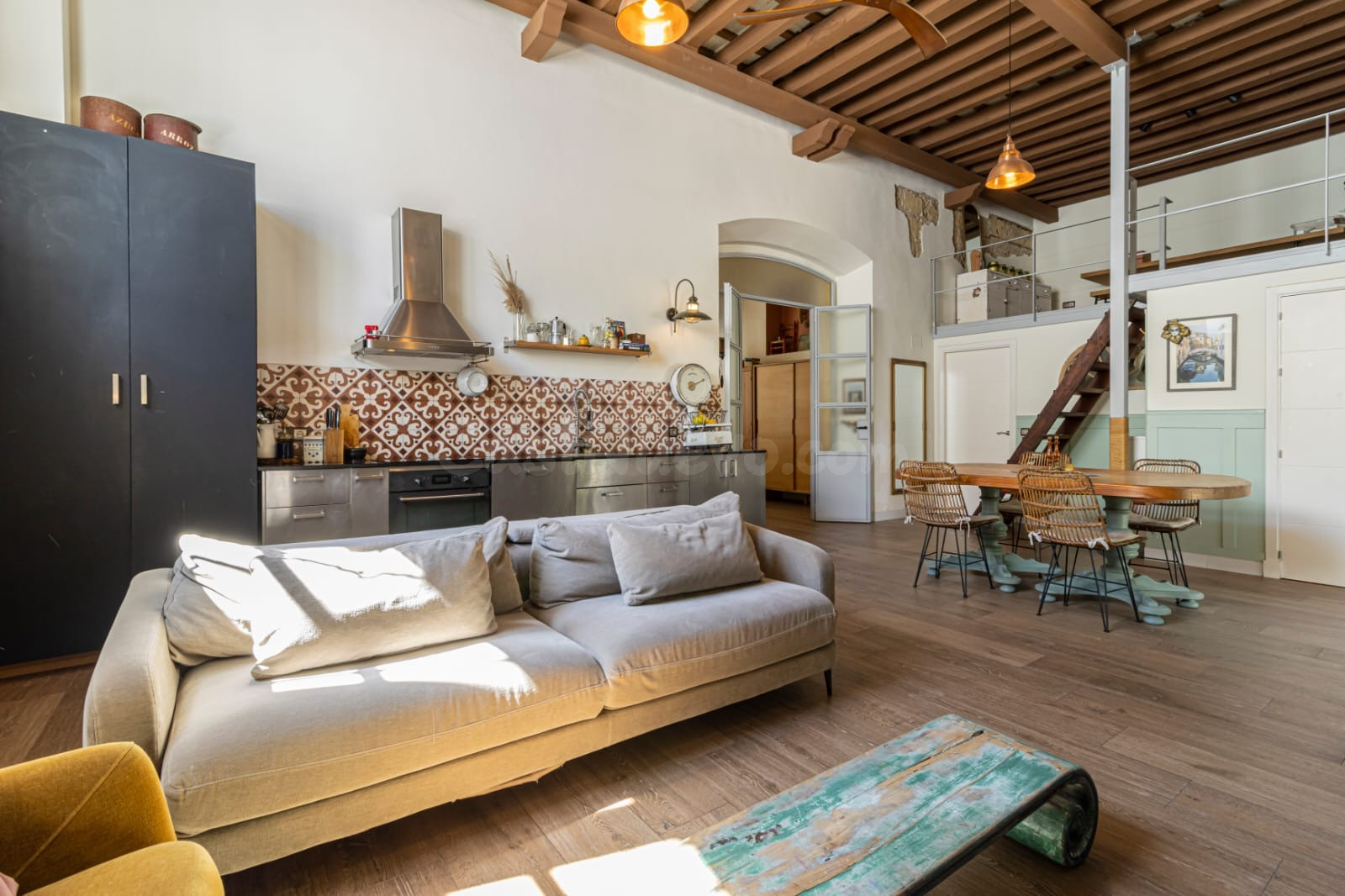 SE VENDE LOFT EN EL CENTRO