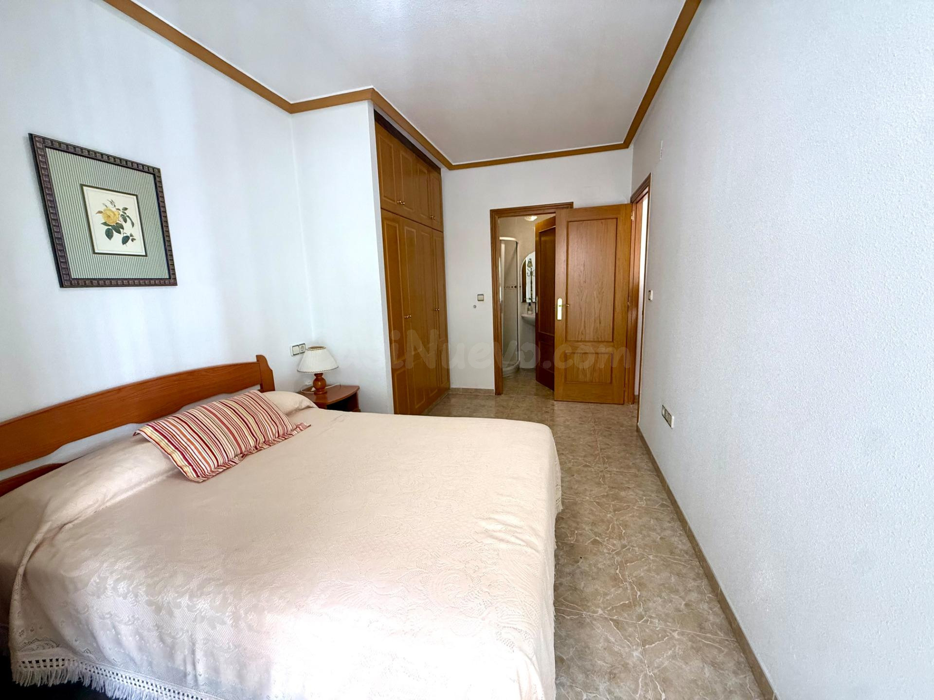 AMPLIO APARTAMENTO CON GARAJE, SOLÁRIUM Y VISTAS LATERALES A - foto 3
