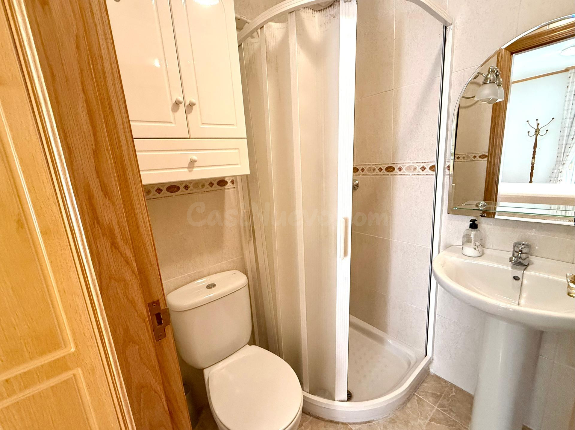 AMPLIO APARTAMENTO CON GARAJE, SOLÁRIUM Y VISTAS LATERALES A - foto 5