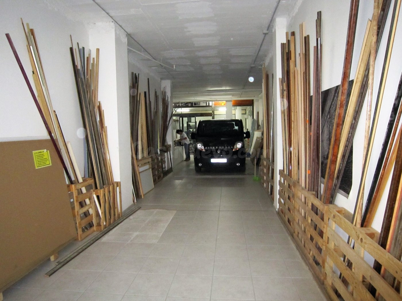 ALQUILER DE LOCAL COMERCIAL EN IGUALADA CENTRO - foto 2