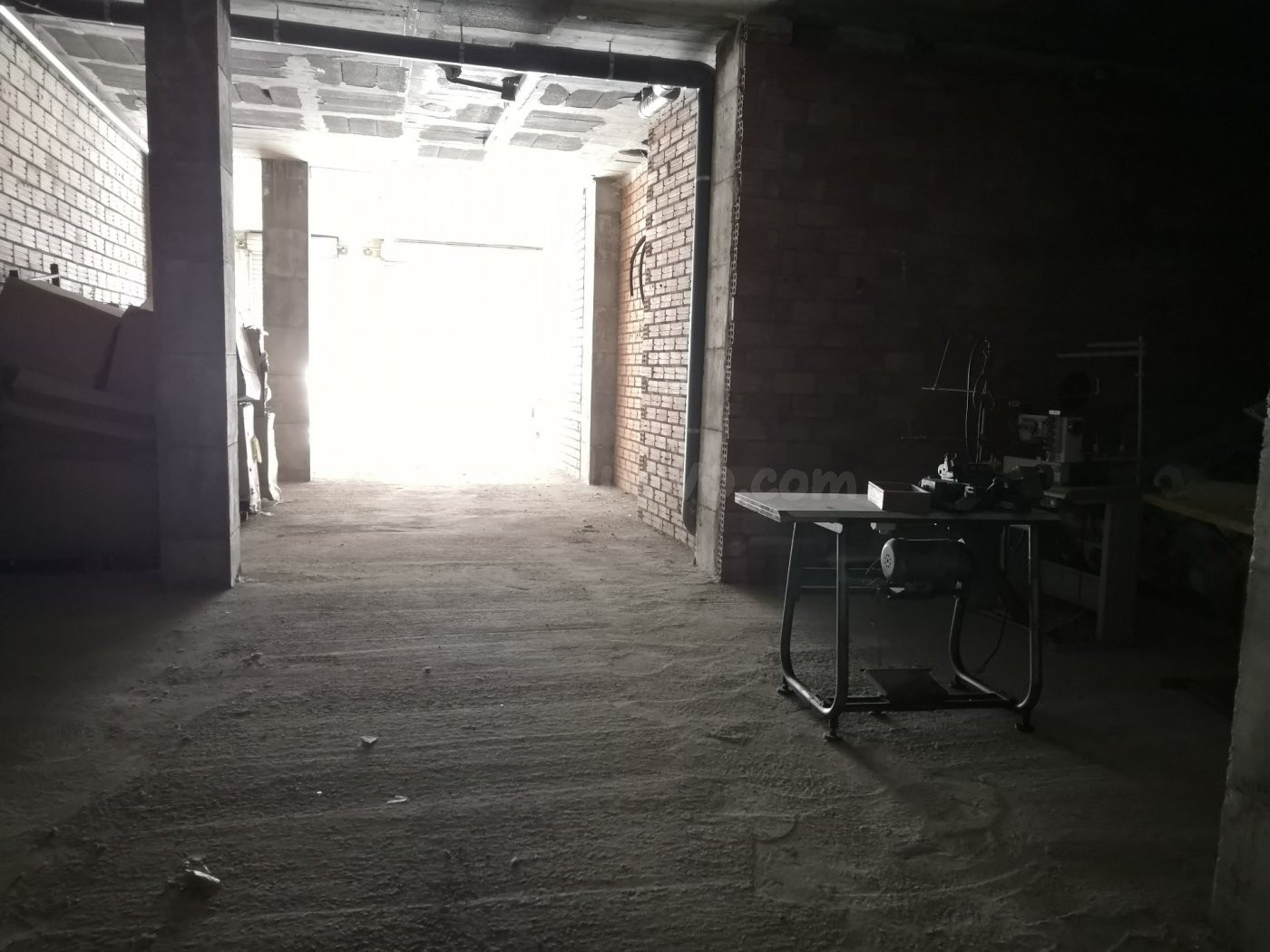 VENTA LOCAL COMERCIAL EN POBLE SEC 134M2!! - foto 5
