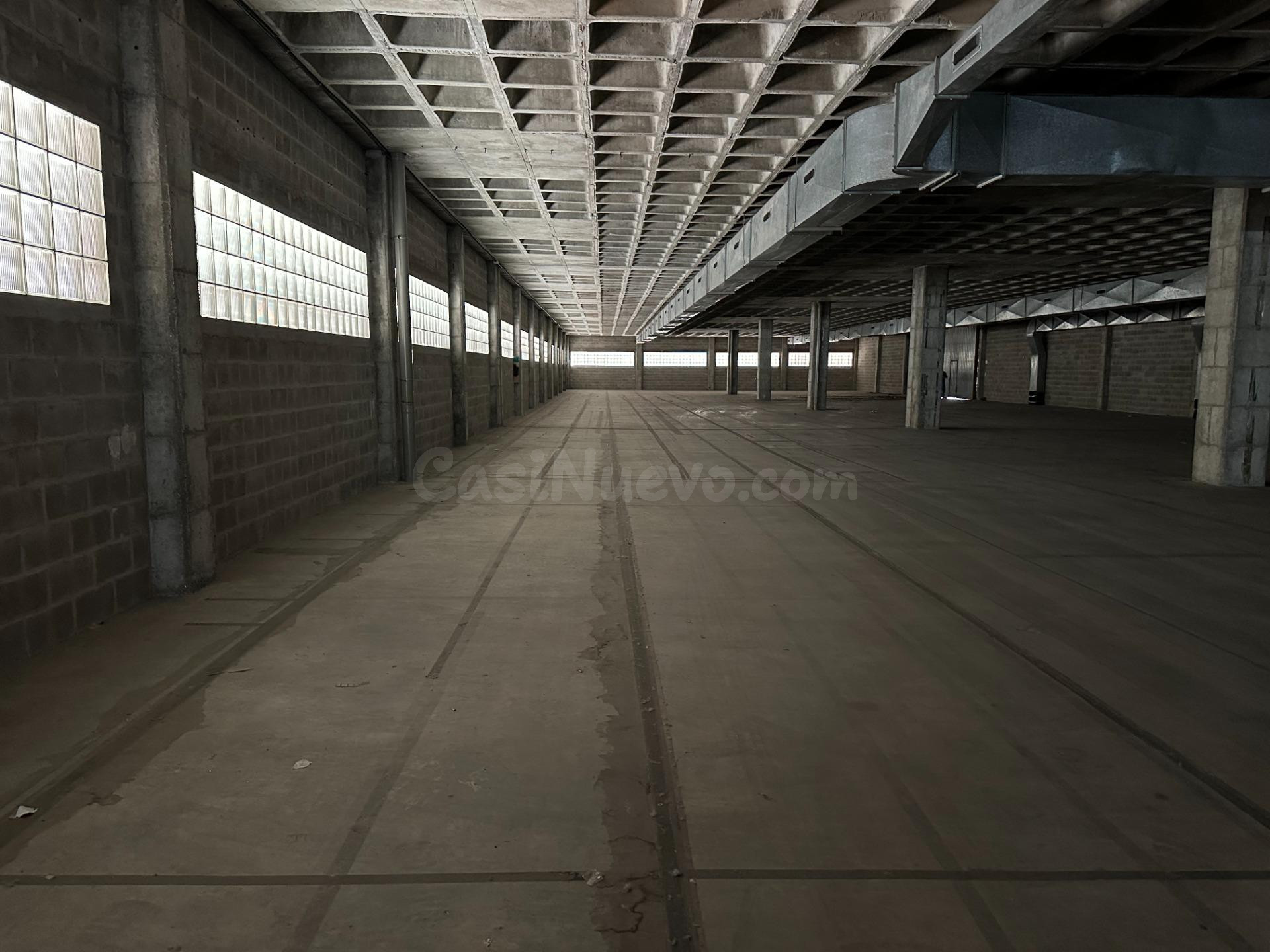 ¡¡ALQUILER NAVE INDUSTRIAL EN IGUALADA ZONA POBLE SEC 5448M2 - foto 5