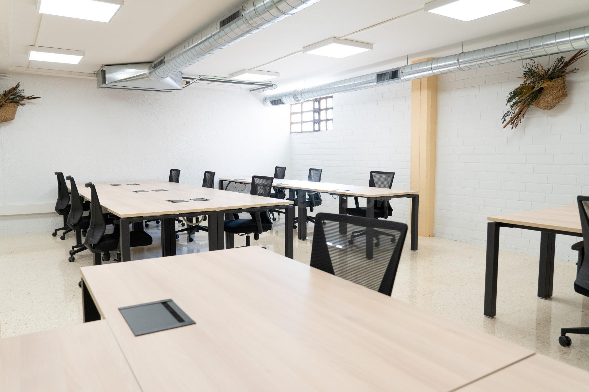 ALQUILER OFICINAS EN IGUALADA ZONA CENTRO!! - foto 3