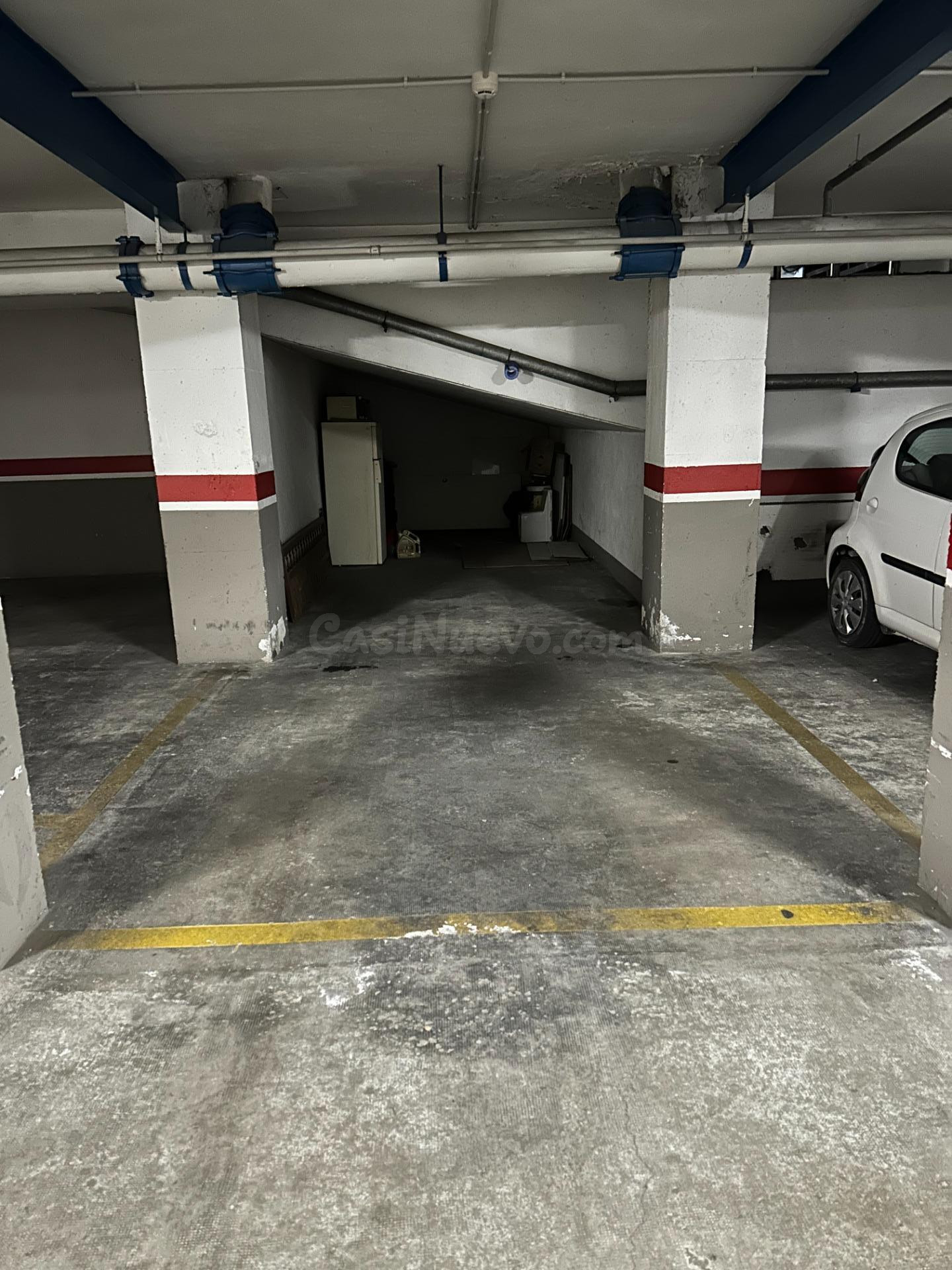 ALQUILER PLAZA DE PARKING PARA MOTO EN IGUALADA ZONA CENTRO!!