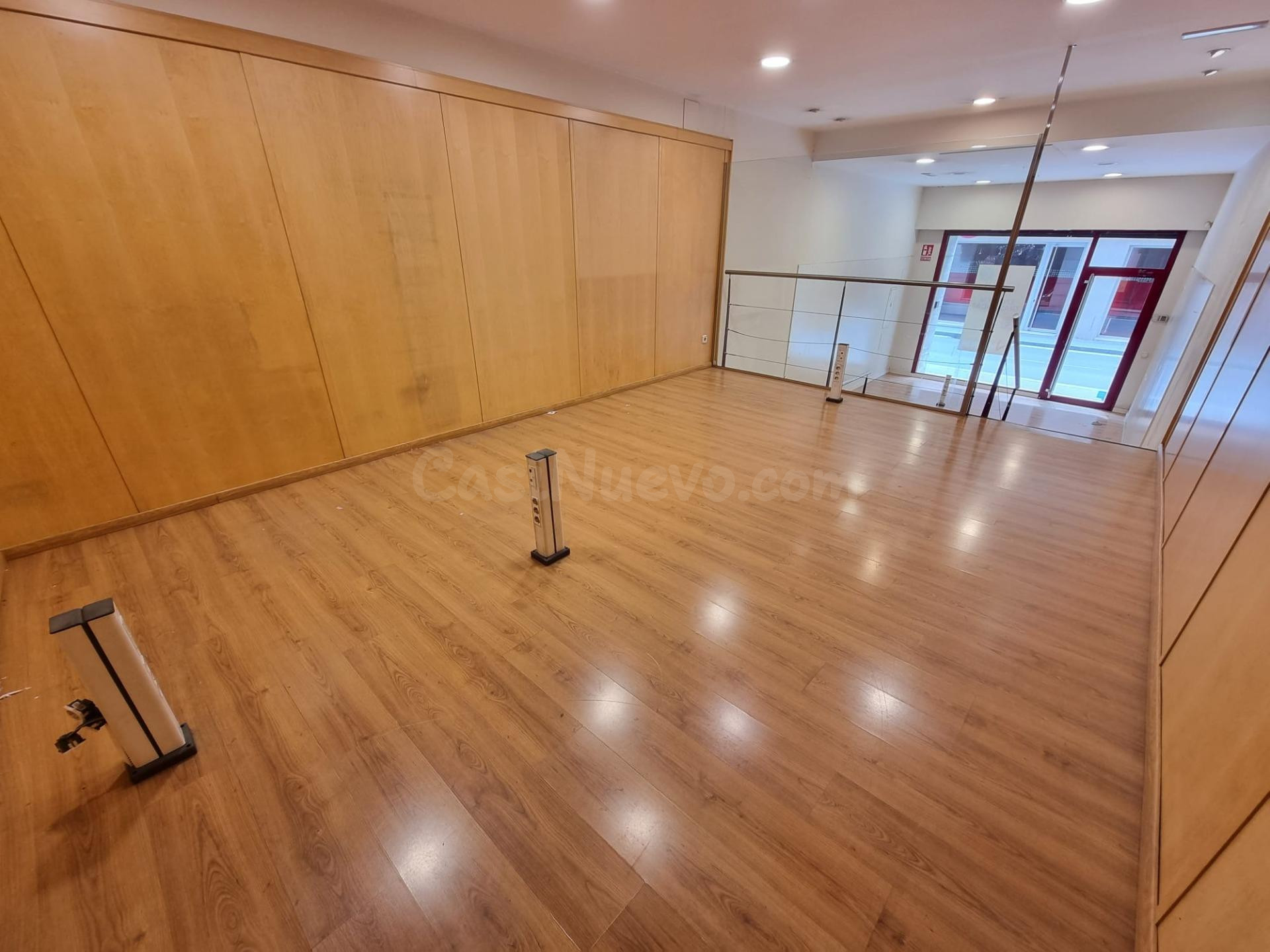 ALQUILER LOCAL EN IGUALADA ZONA CENTRO 70M2!!
