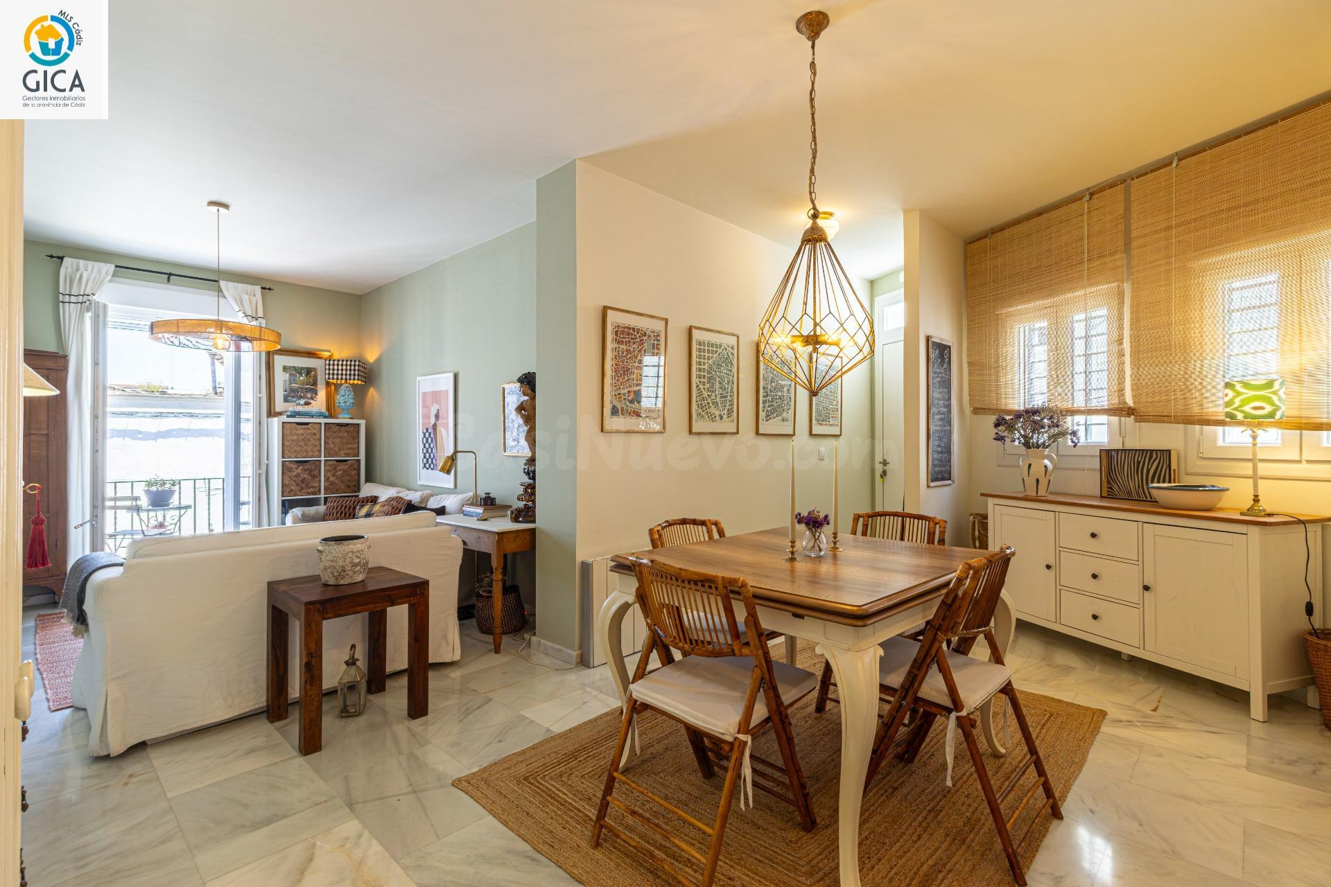 APARTAMENTO EN EL CENTRO DE JEREZ