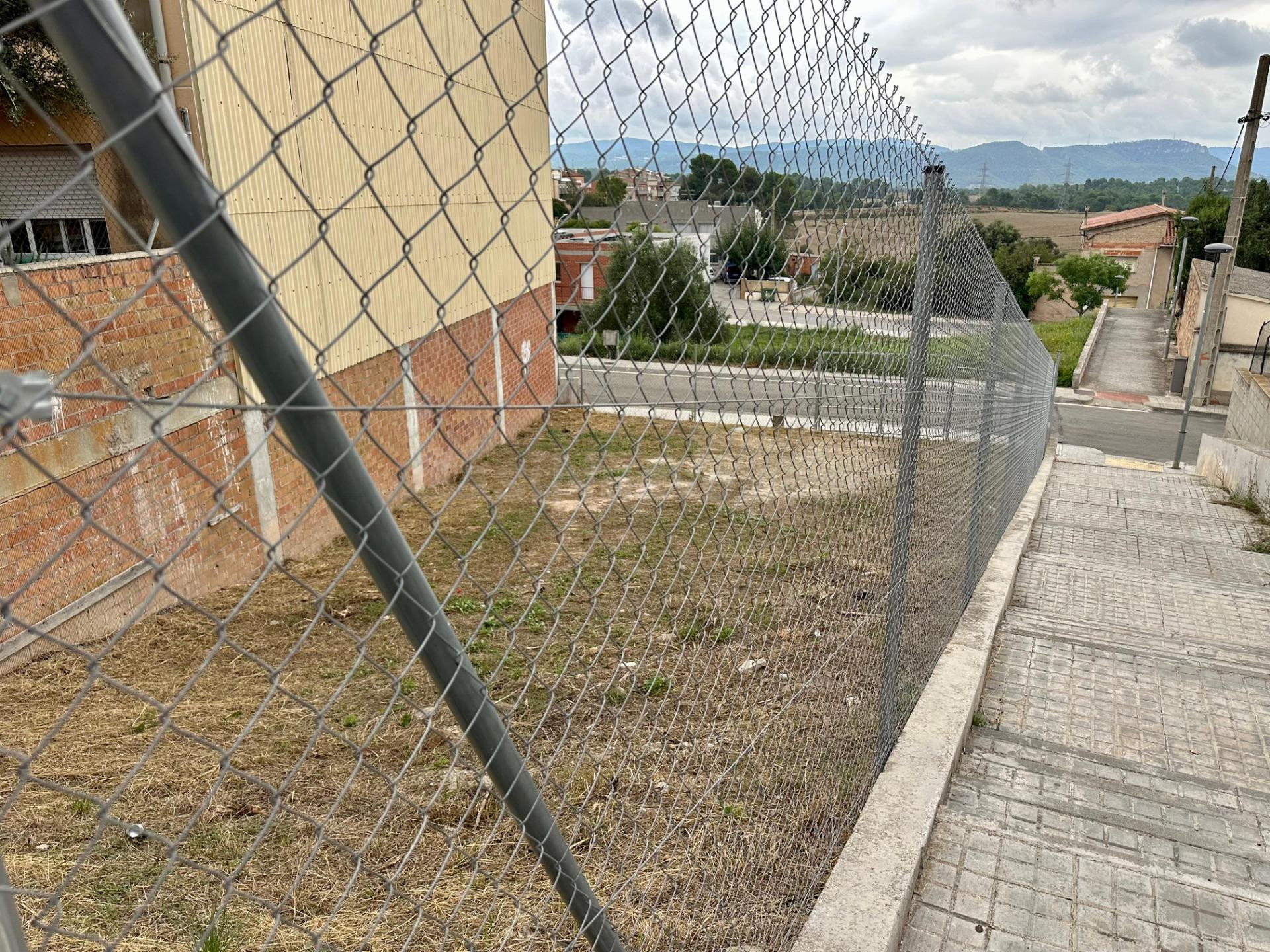 VENTA TERRENO URBANO EN ÒDENA ZONA CENTRO!! - foto 2