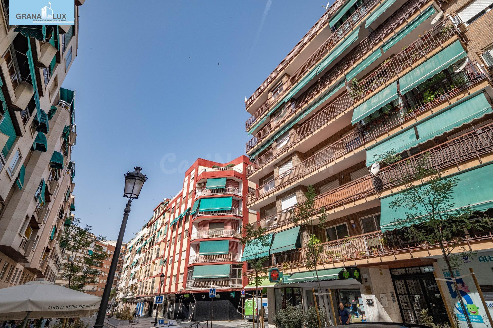Impresionante piso en el centro de Granada. - foto 4