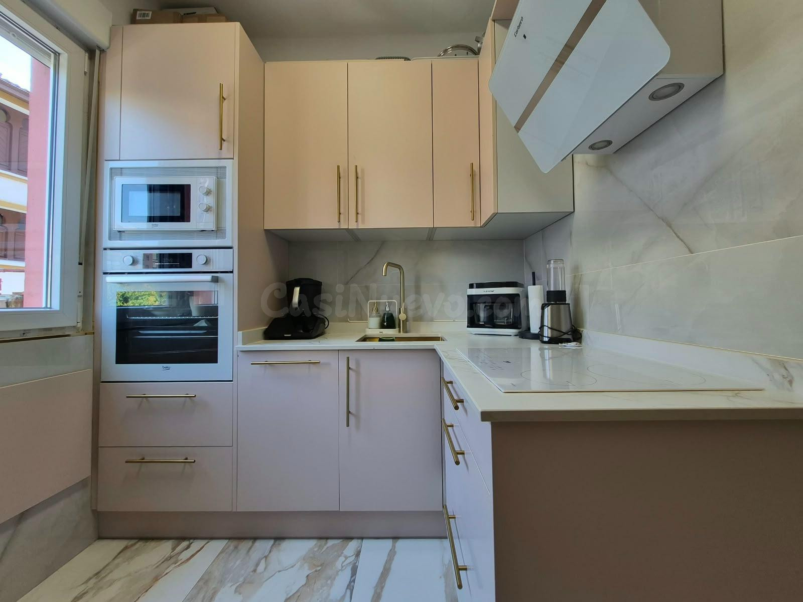 VENTA PISO DE 4 habitaciones Y DOS BAÑOS EN CALLE ALTA
