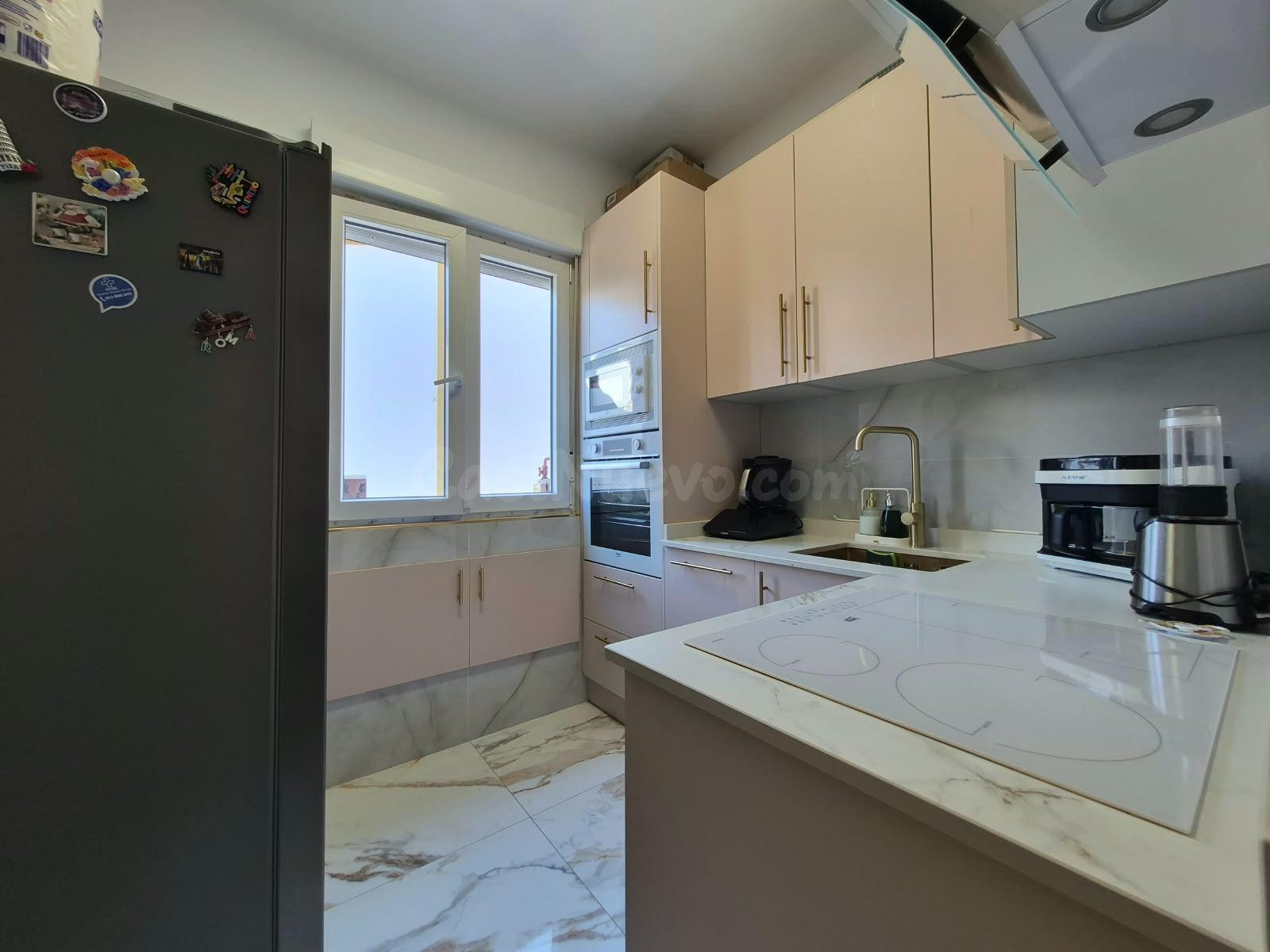 VENTA PISO DE 4 habitaciones Y DOS BAÑOS EN CALLE ALTA - foto 2