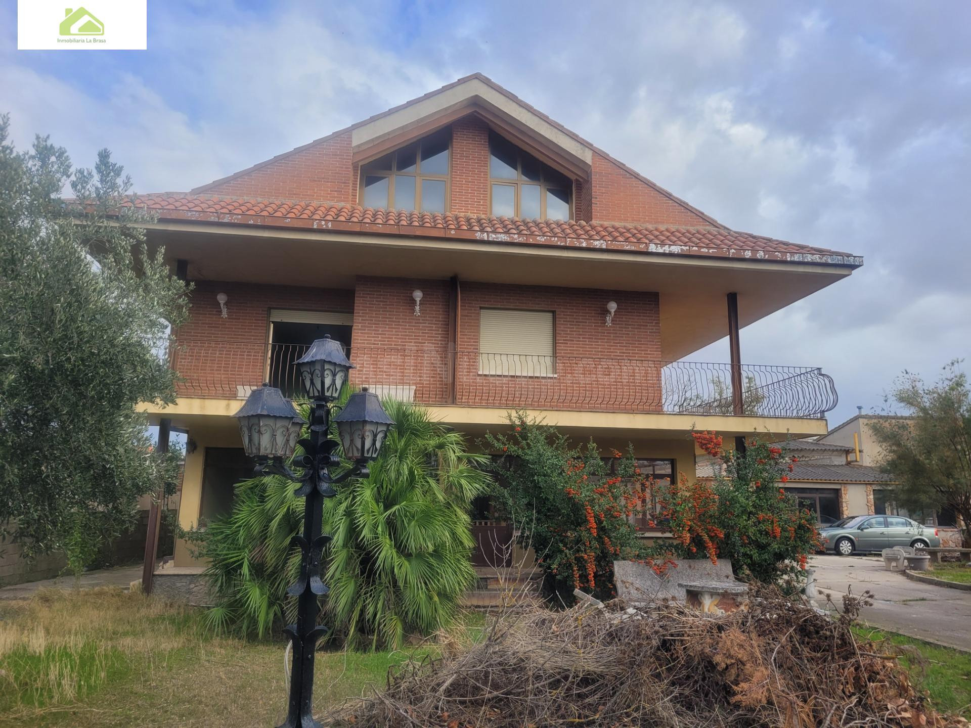 CASA EN VENTA EN MORALES DEL VINO