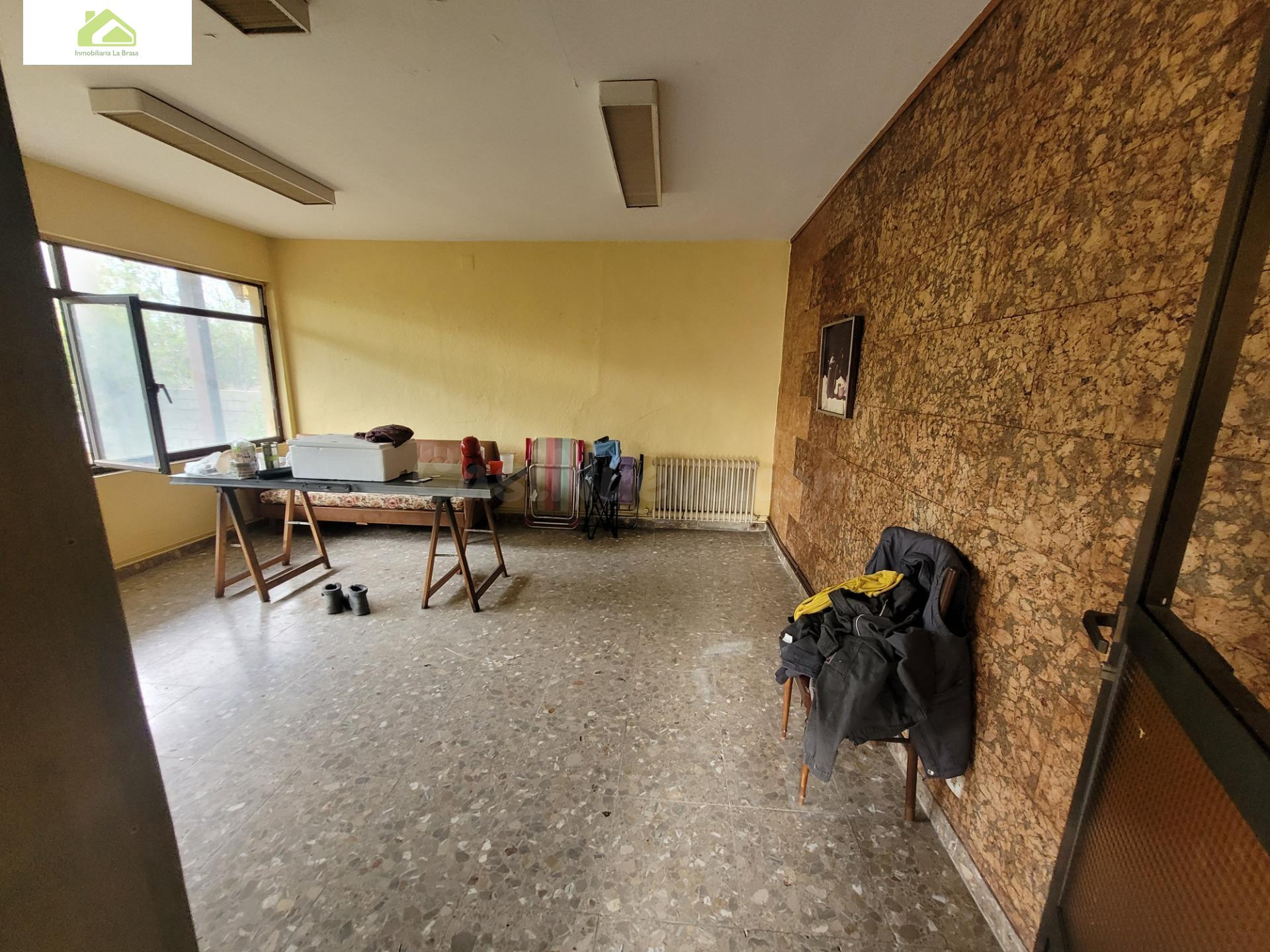 CASA EN VENTA EN MORALES DEL VINO - foto 3