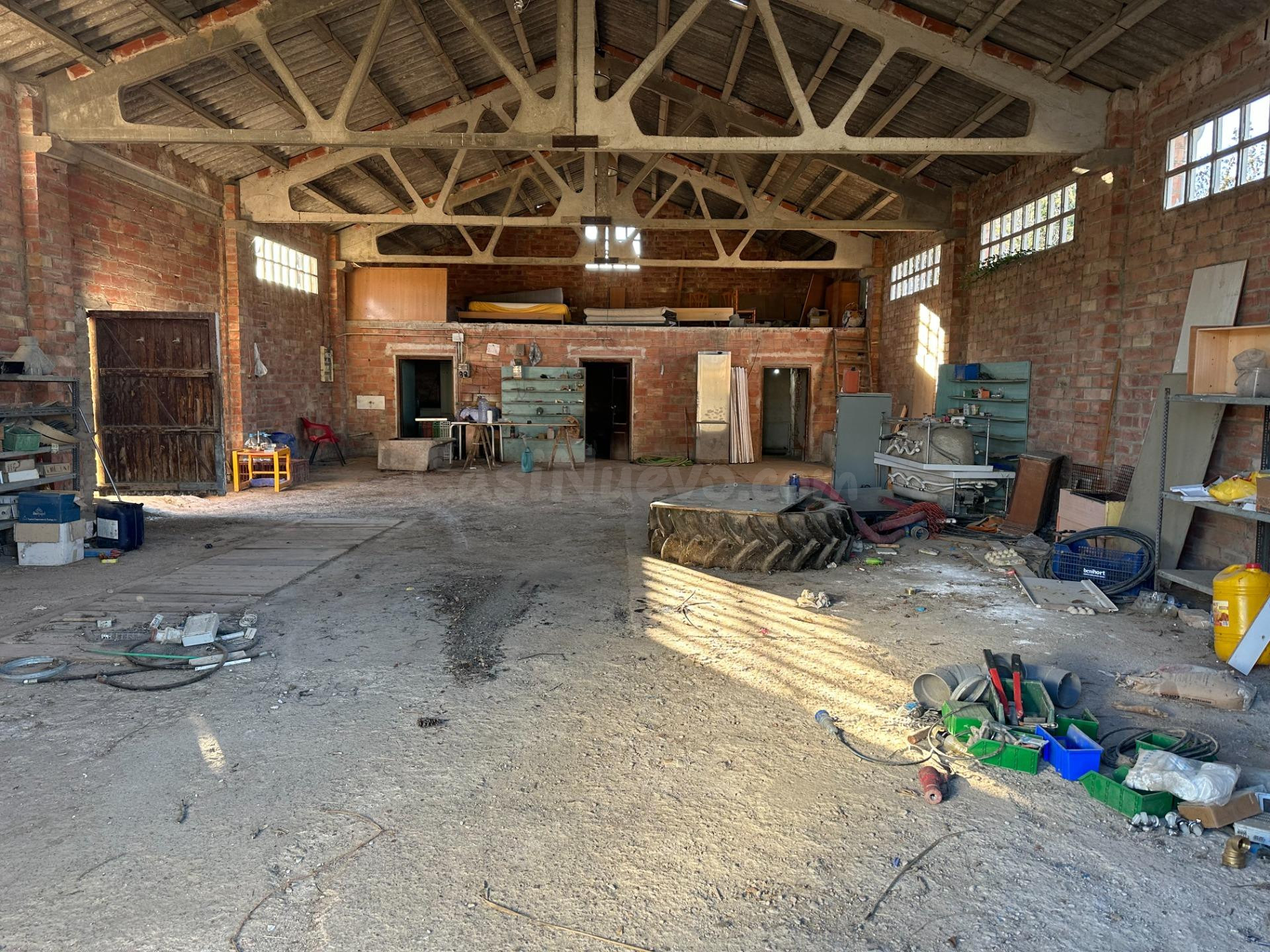 ALQUILER TERRENO CON NAVE EN VILANOVA DEL CAMÍ 1800M2!! - foto 2