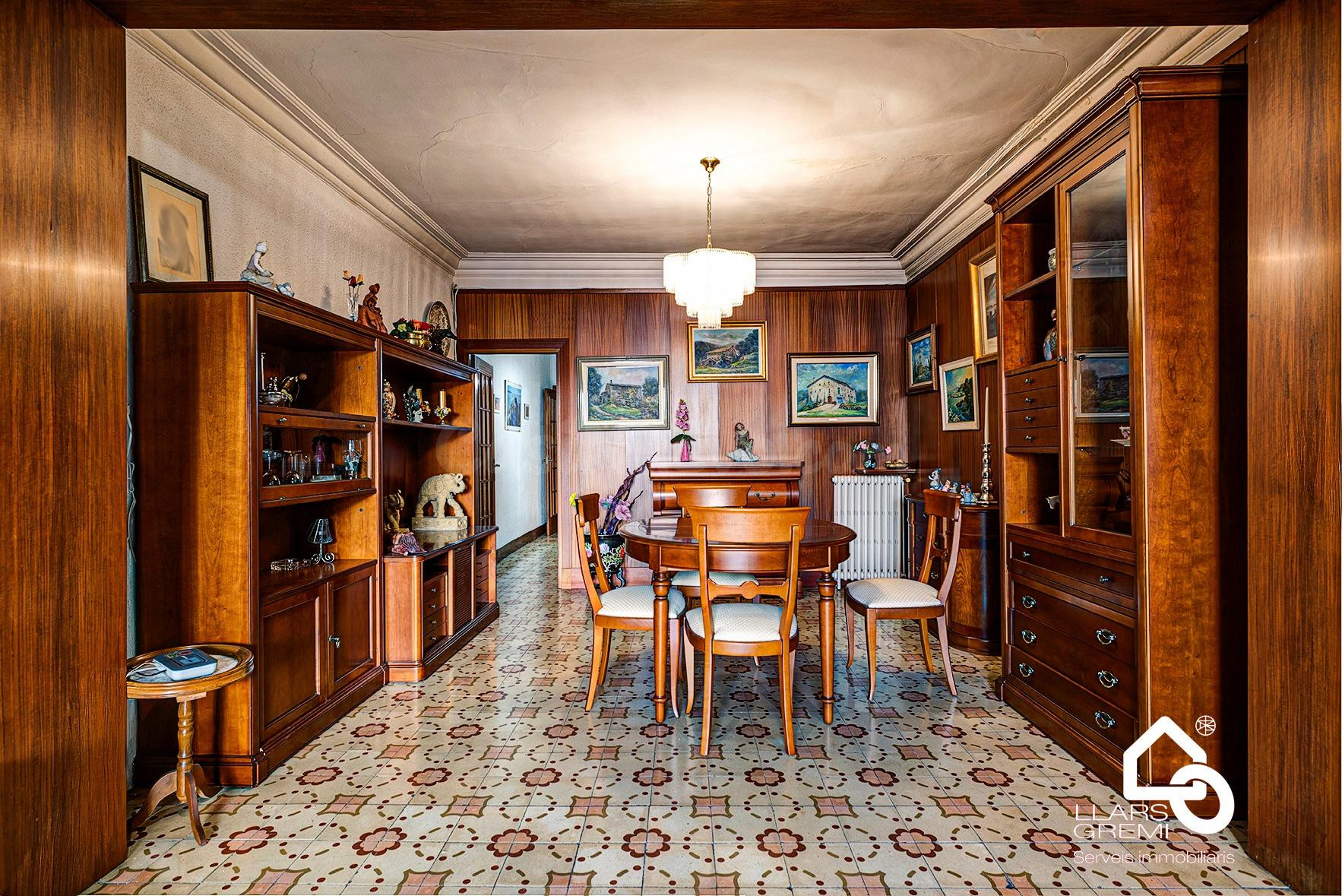 VENTA CASA EN IGUALADA ZONA CENTRO TERRAZA, GARAJE Y JARDÍN! - foto 4