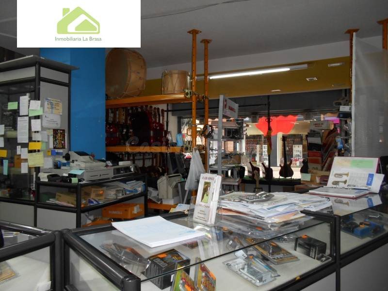 Local Comercial en Venta o Alquiler - foto 2