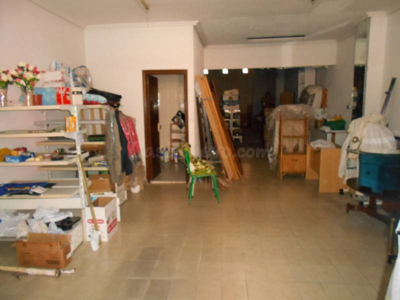 LOCAL EN VENTA - foto 2