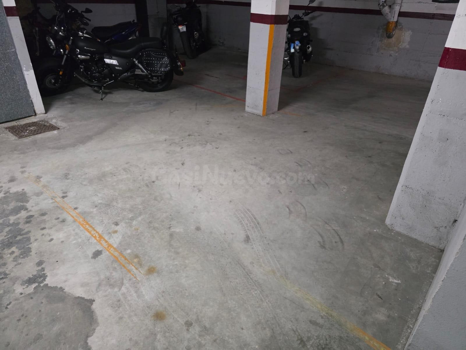 VENTA 2 PLAZAS DE PARKING EN IGUALADA ZONA SET CAMINS!! - foto 4