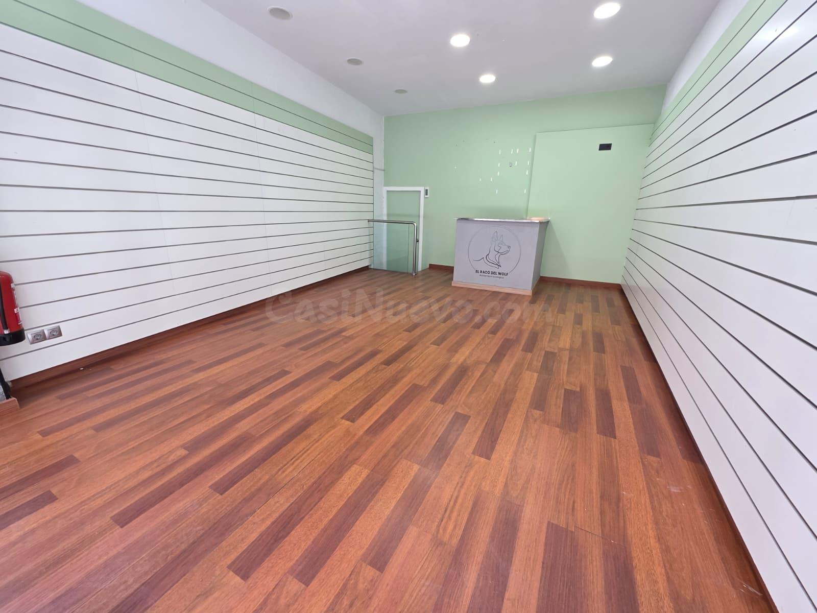 LOCAL COMERCIAL EN CALLE ARGENT - foto 2