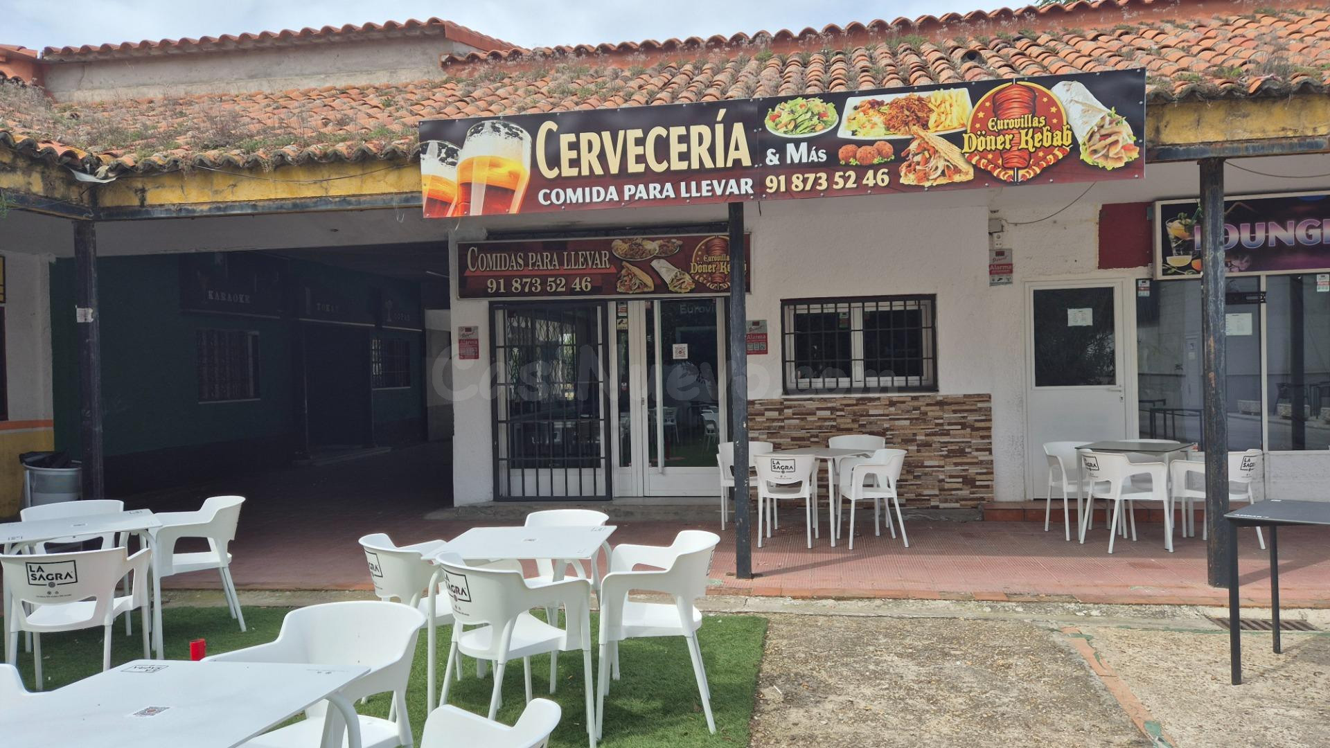 Se vende local comercial en Eurovillas - foto 4