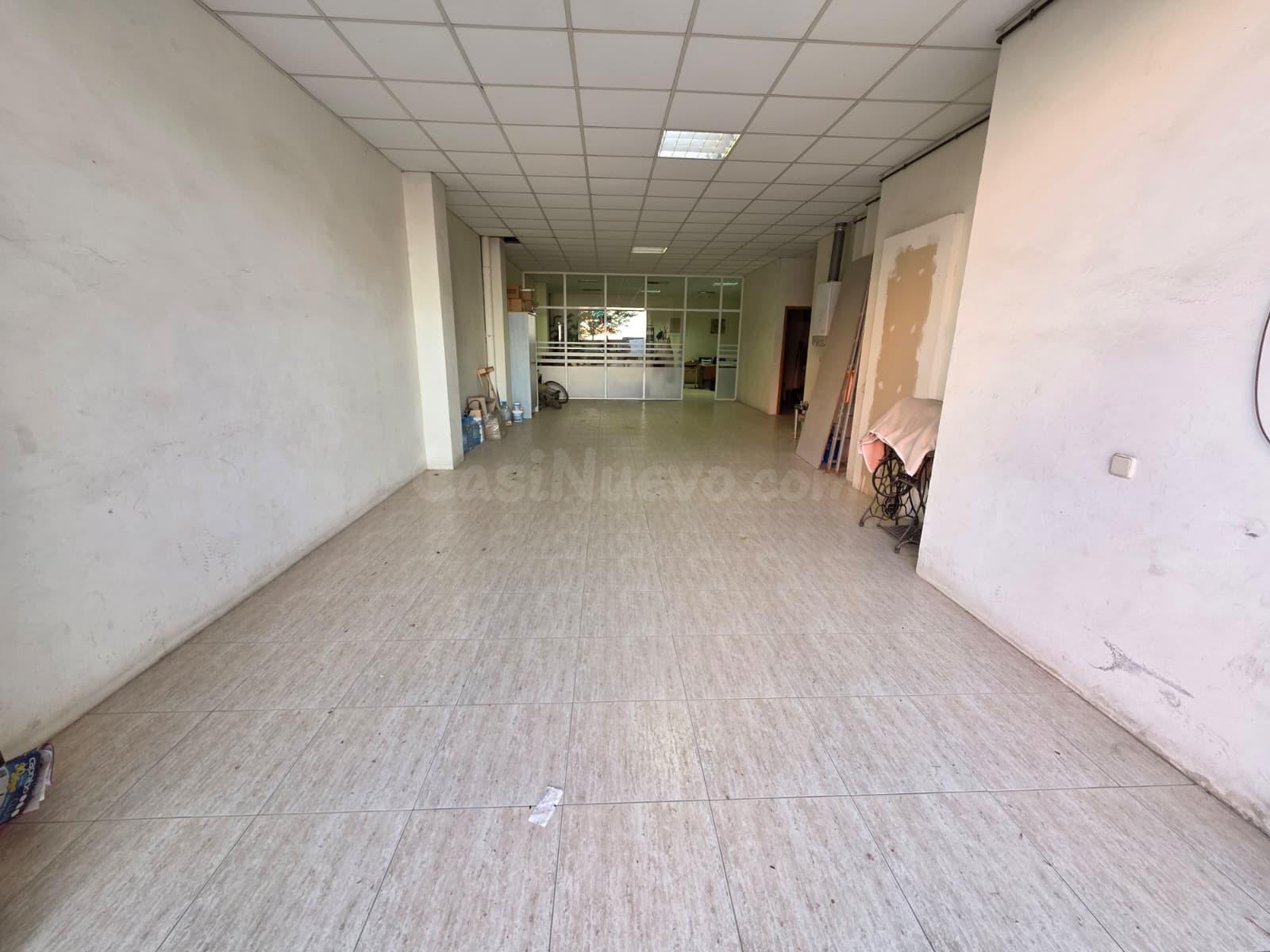 VENTA O ALQUILER DE LOCAL COMERCIAL EN IGUALADA ZONA POBLE SEC 230M2 EN DOS PLANTAS!!