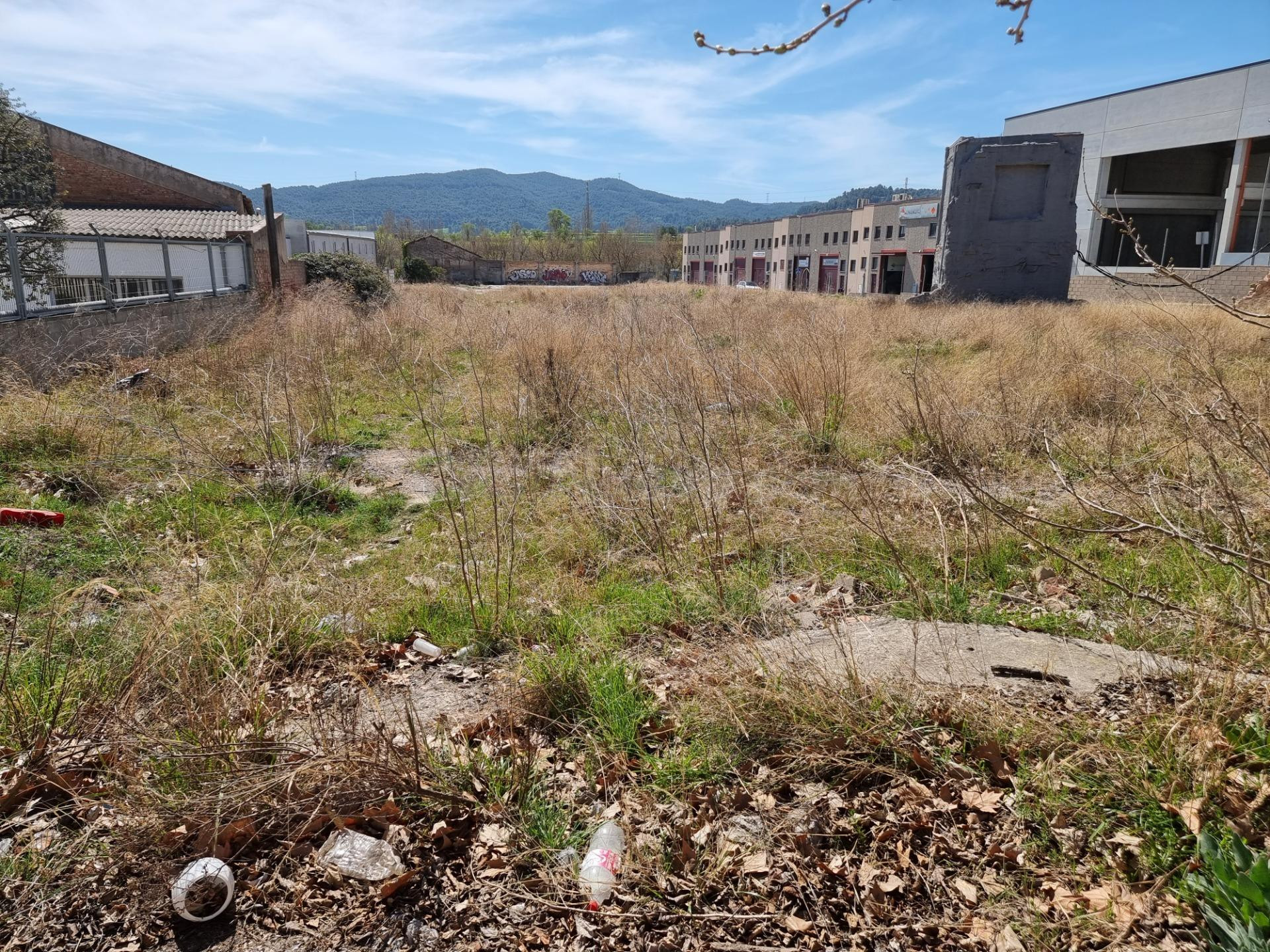 VENTA TERRENO INDUSTRIAL EN IGUALADA ZONA REC 4711 M2!! - foto 2