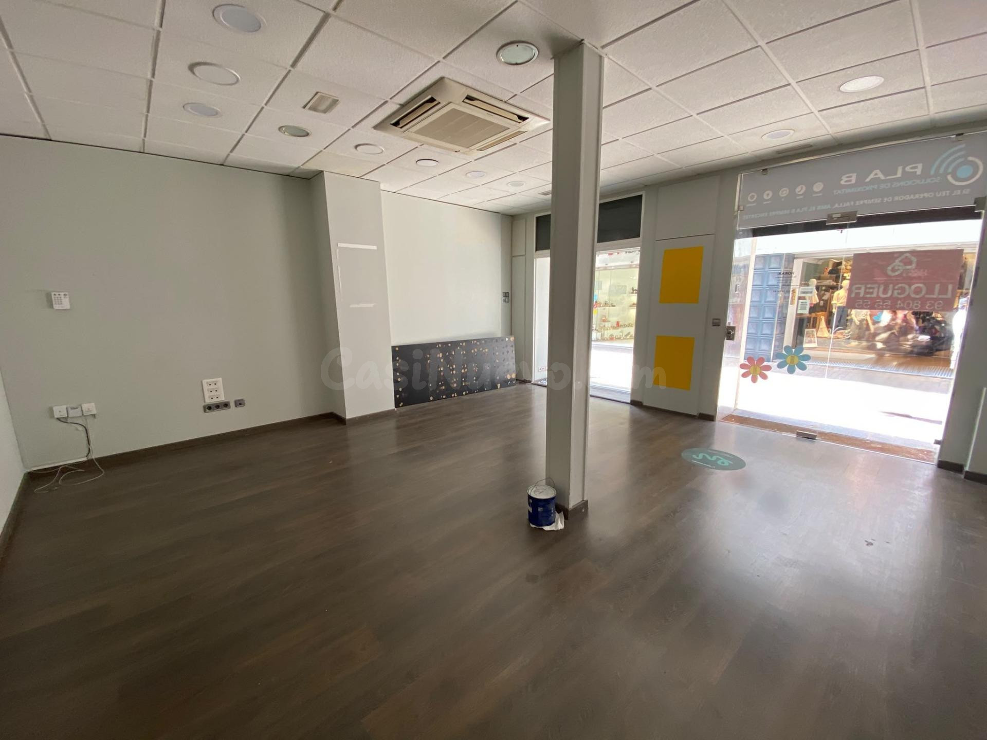 ALQUILER LOCAL COMERCIAL EN IGUALADA CENTRO