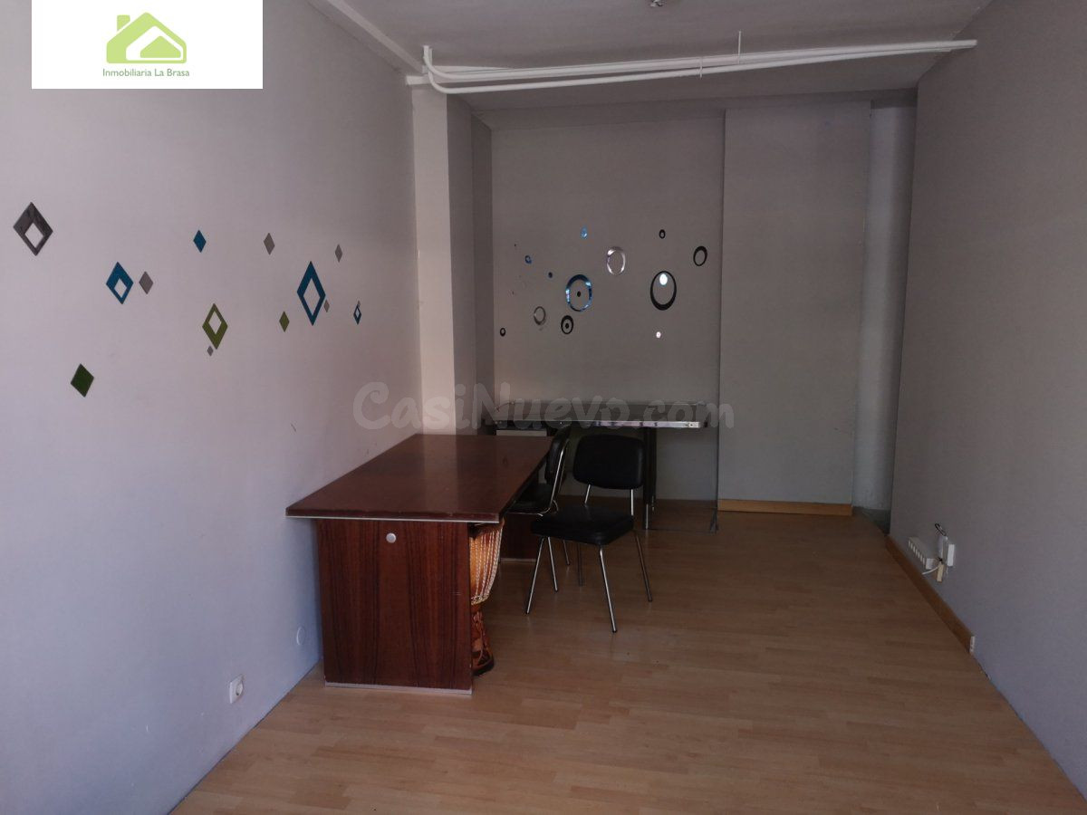 VENTA LOCAL COMERCIAL ZONA CENTRO - foto 4