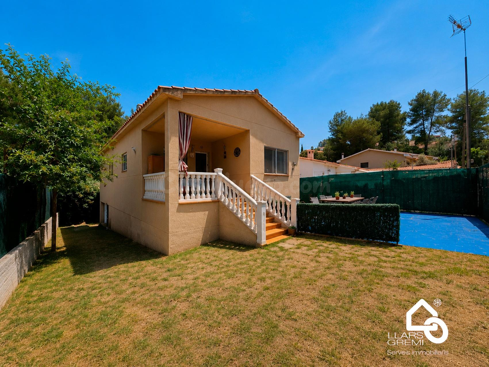 VENTA CHALET EN CABRERA D'ANOIA ZONA CAN ROS 4 habitaciones, GARAJE Y JARDÍN!!