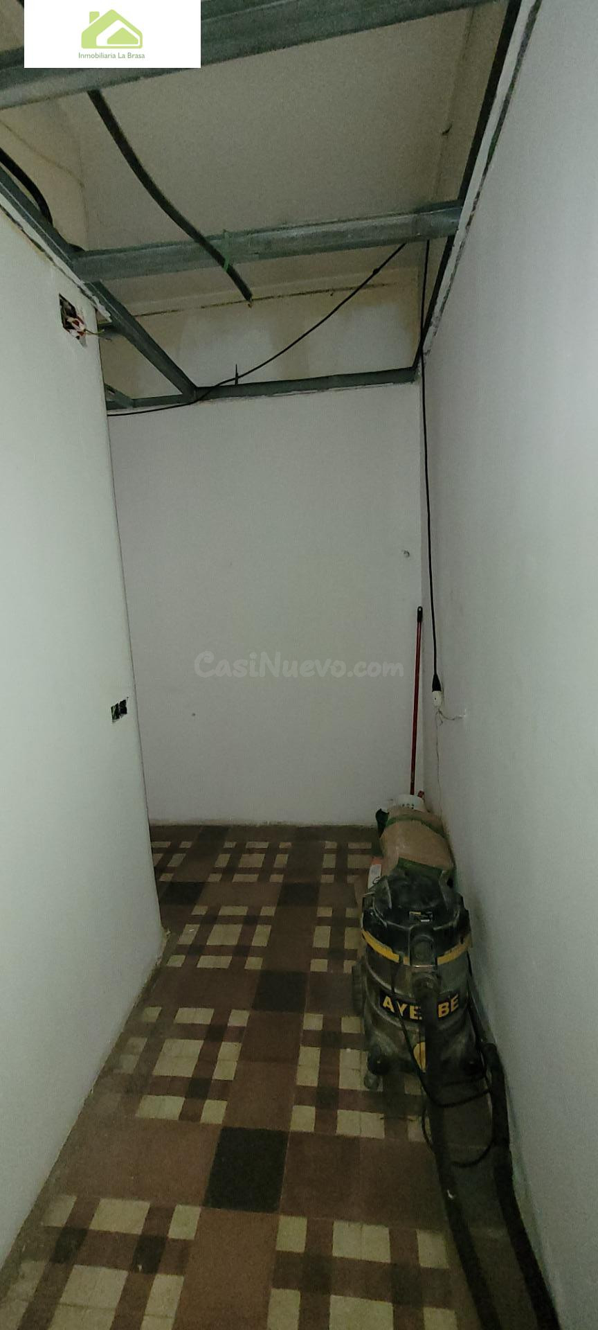 VENTA PISO PARA REFORMAR,ZONA PUERTA DE LA FERIA - foto 2
