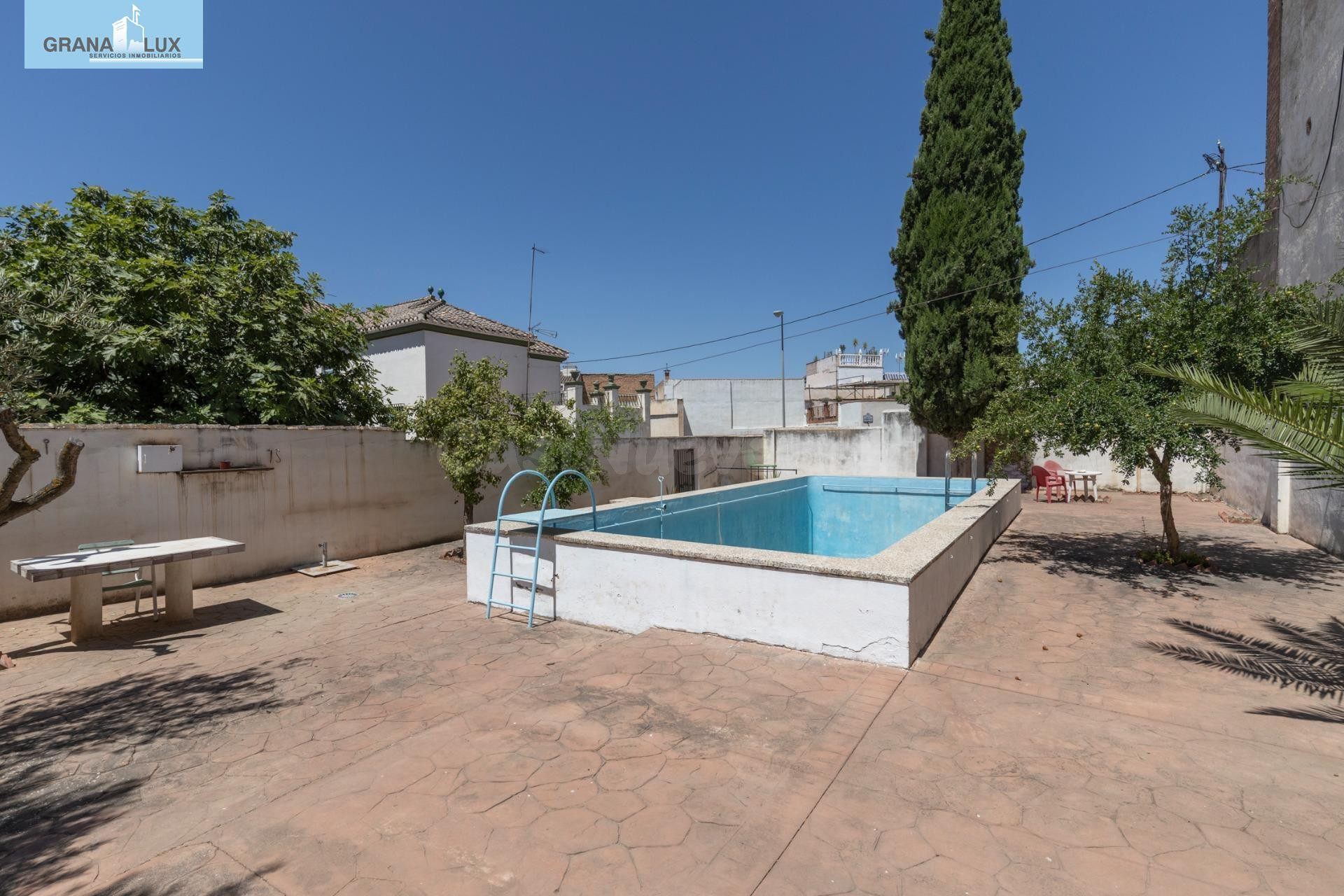 Casa con gran solar