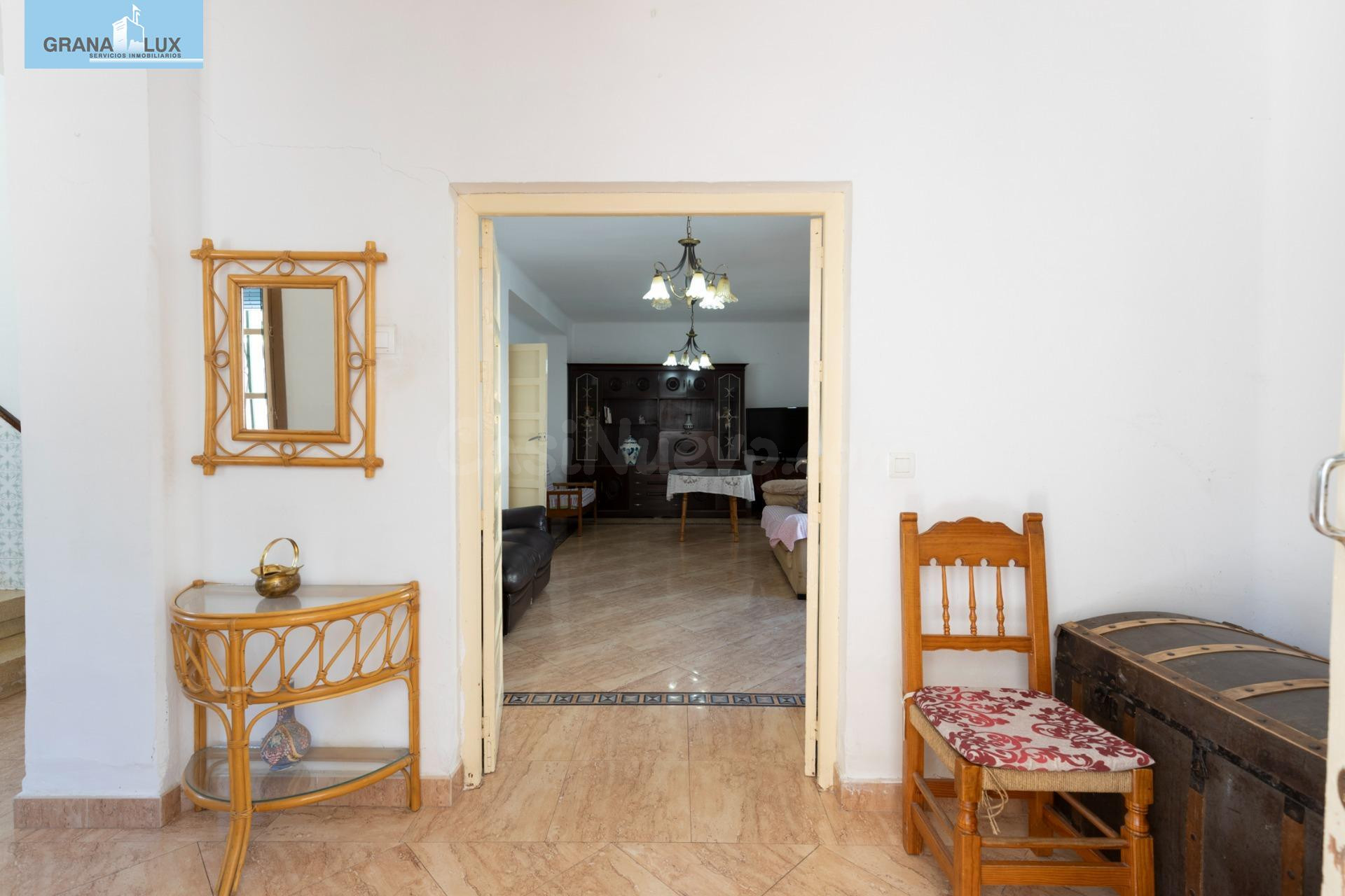 Casa con gran solar - foto 2