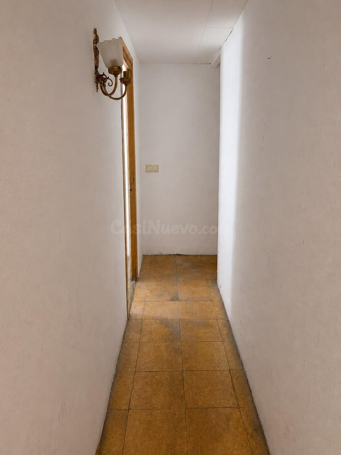 VENDER CASA EN VALLBONA ZONA CENTRO GARAJE Y TRASTERO!! - foto 5