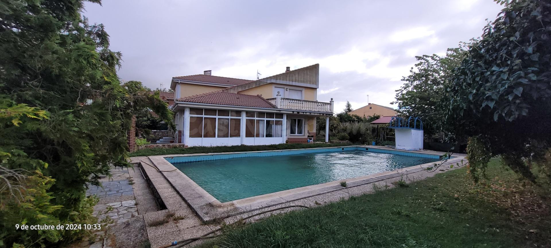 VENTA CHALET INDEPENDIENTE EN MORALES DEL VINO,PARCELA DE 3. - foto 2
