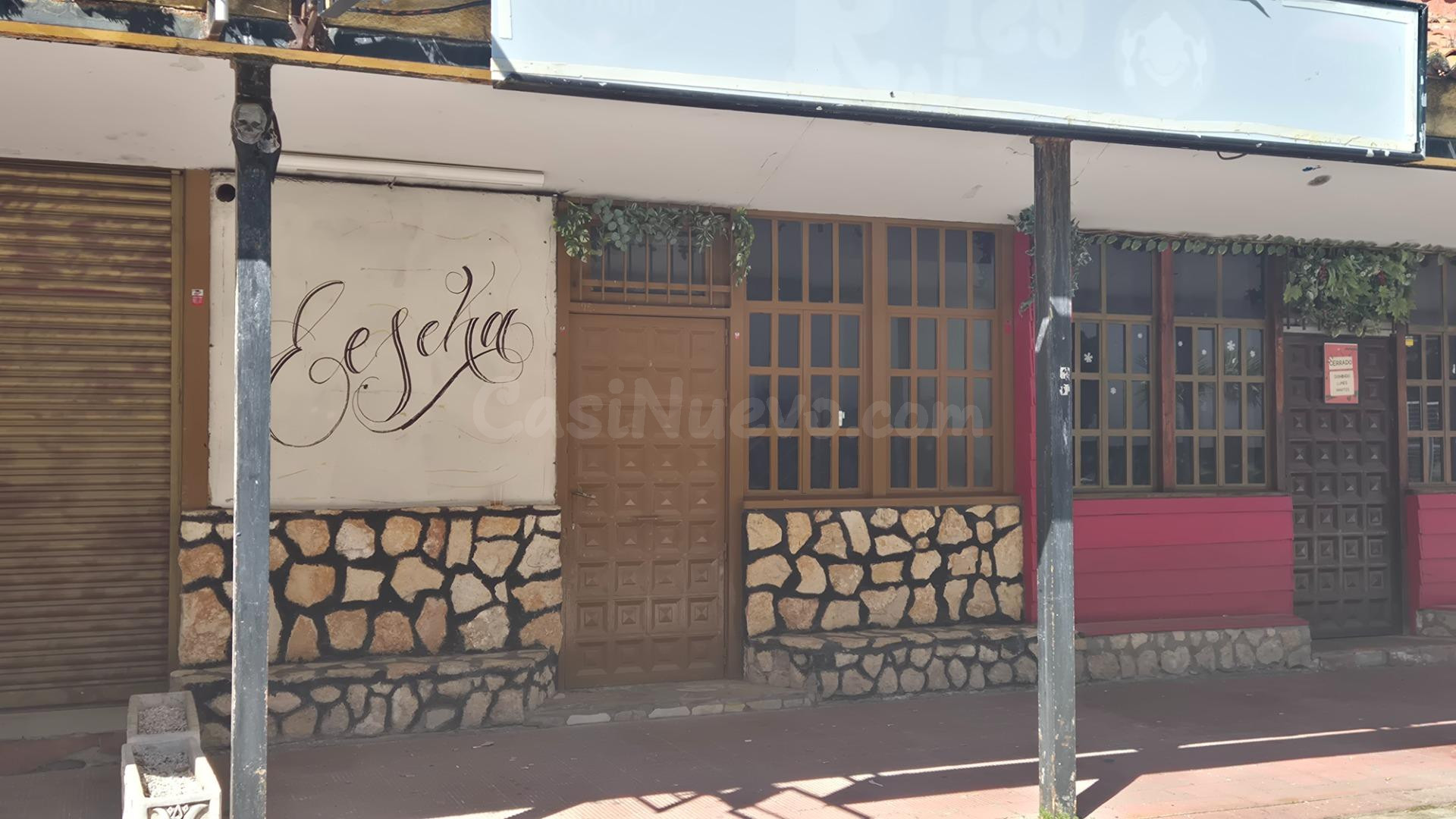 Se vende local en C.Comercial Eurovillas - foto 3