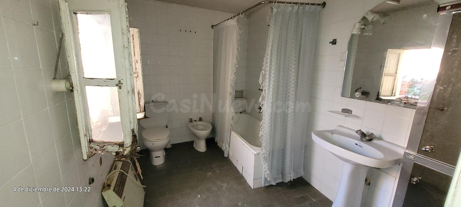 VENTA CASA,PARA REFORMAR O DERRIBAR - foto 4