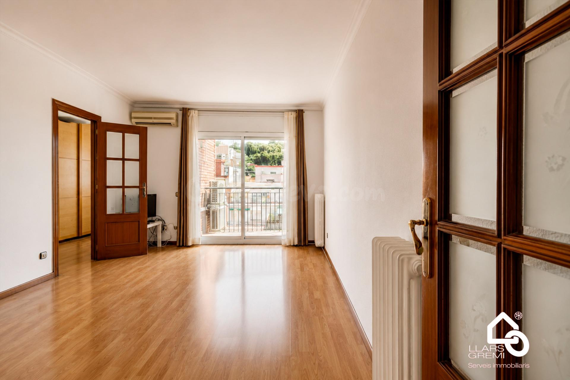 VENTA PISO EN BARCELONA ZONA EL COLL 4 habitaciones, EXTERIO - foto 4