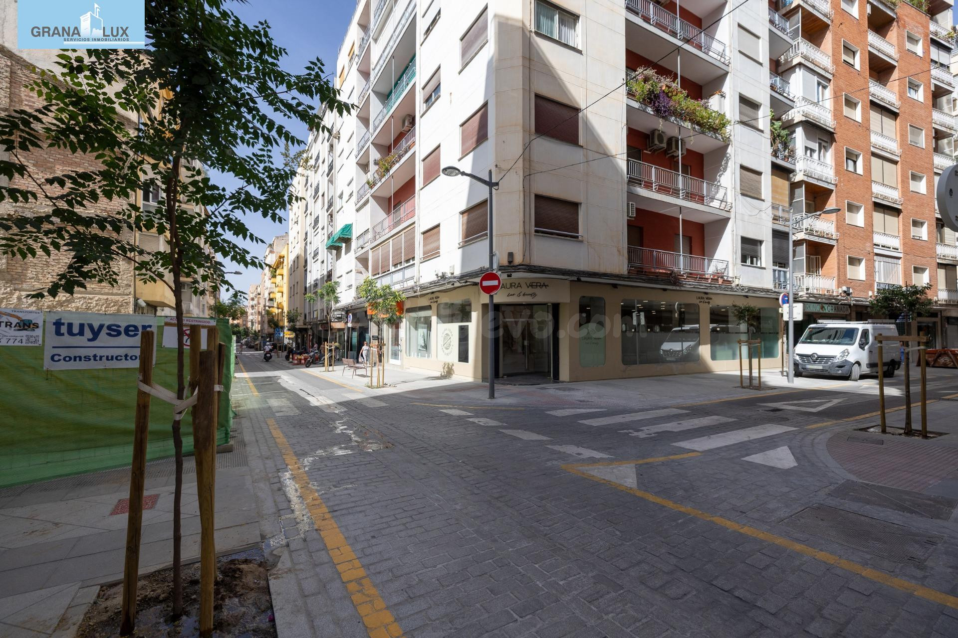 Piso de 161 metros en calle Tejeiro