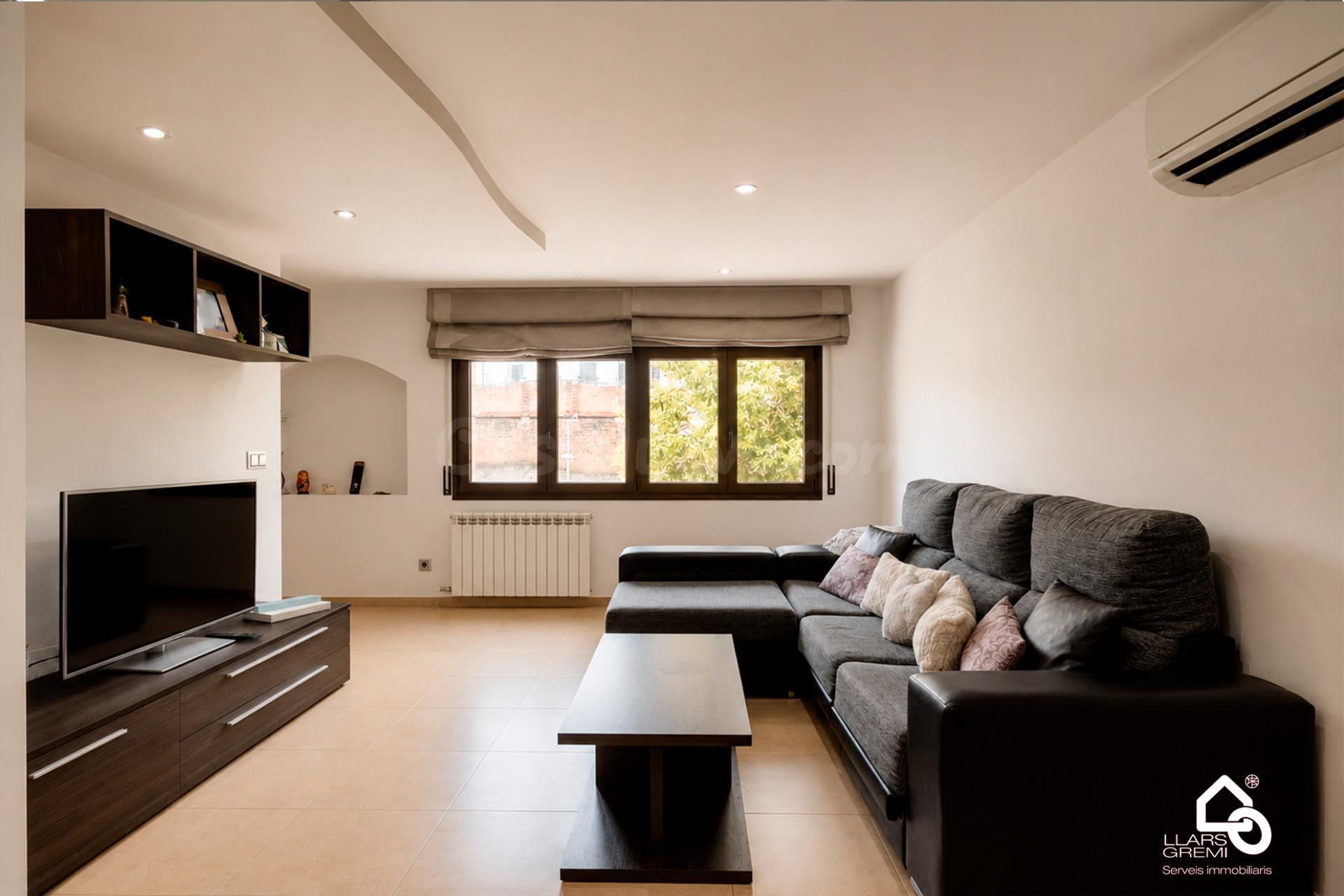 VENTA CASA EN IGUALADA ZONA CENTRO REFORMADA, TERRAZAS Y ALM