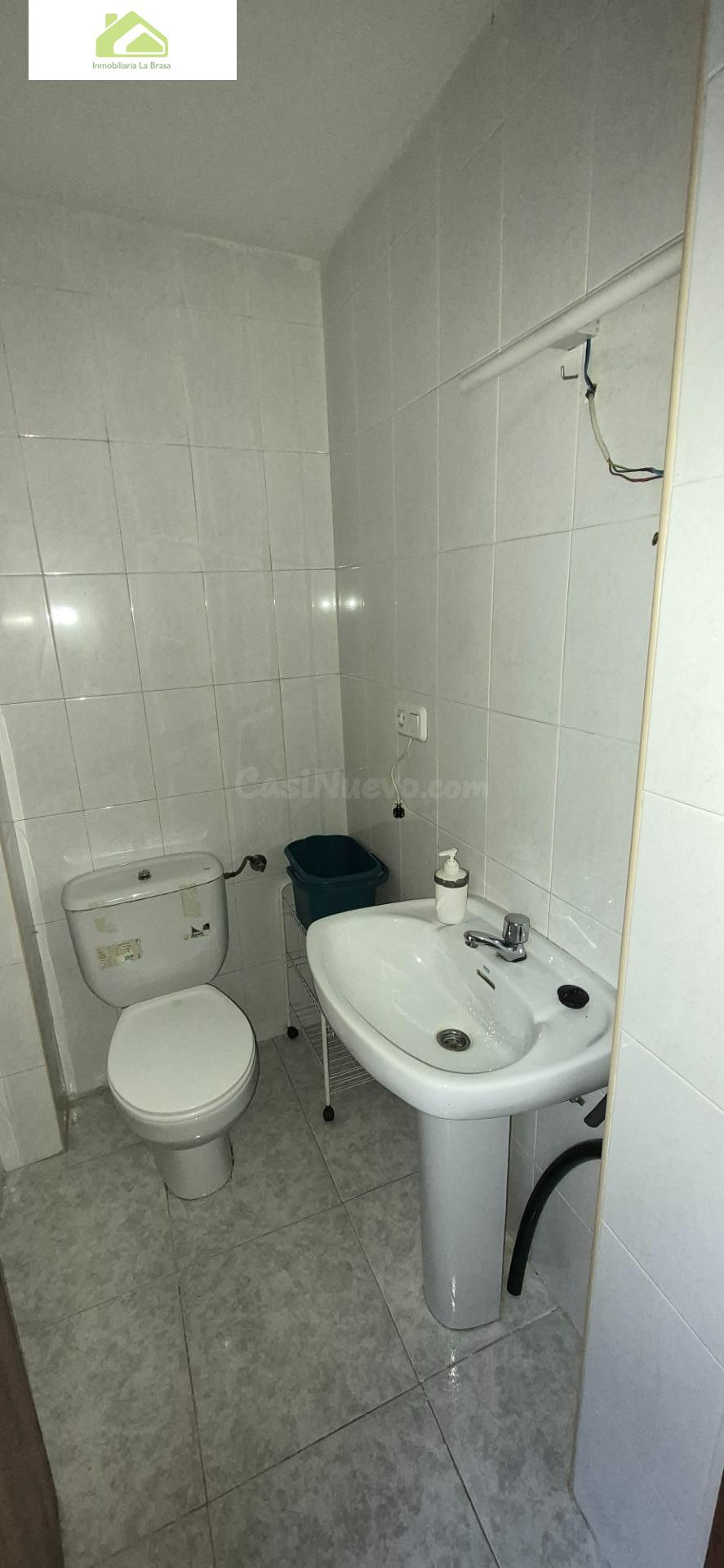 ALQUILER BUHARDILLA , ZONA CENTRO 22 M2 - foto 4