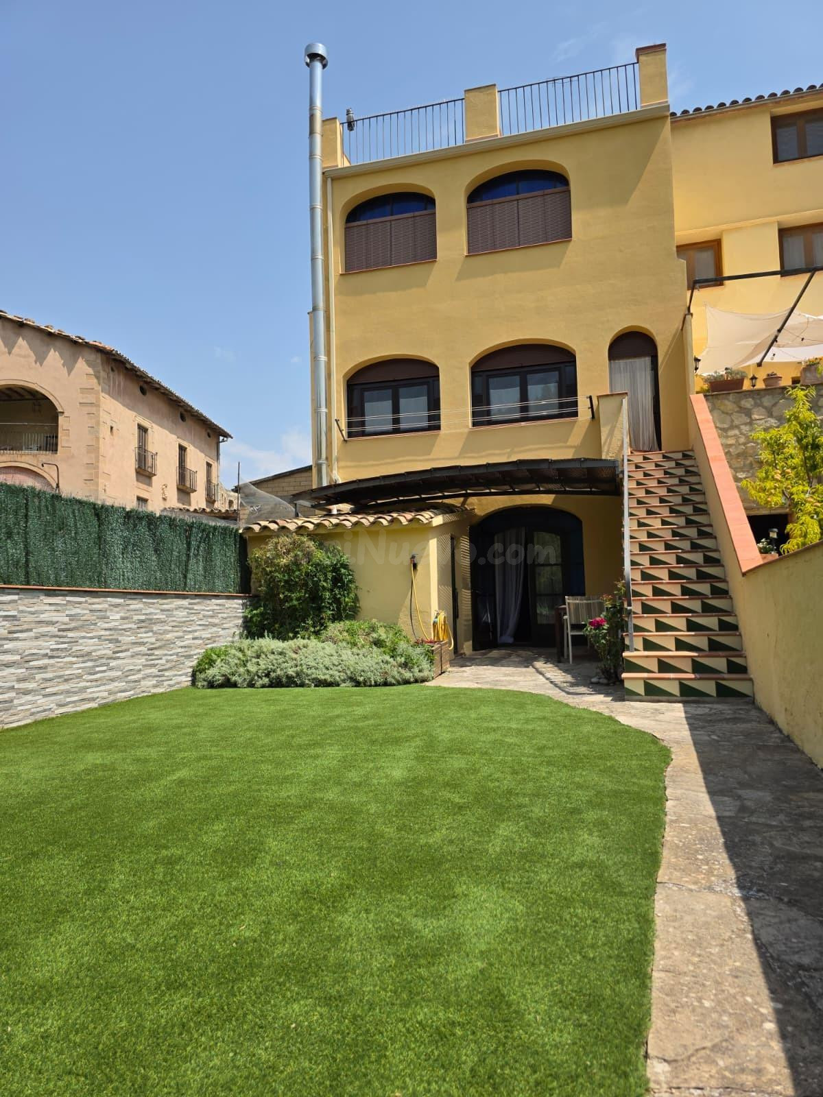 VENTA CASA EN COPONS ZONA PUEBLO REFORMADA, JARDÍN Y TERRAZA