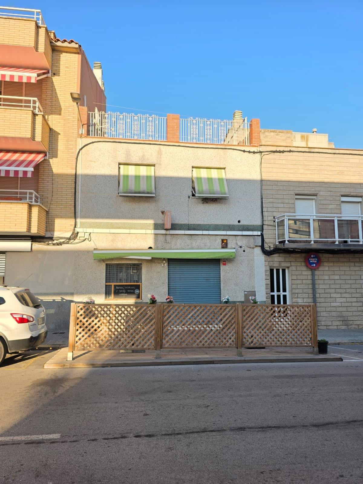 VENTA CASA EN IGUALADA ZONA B. FÁTIMA 2 PISOS INDEPENDIENTES