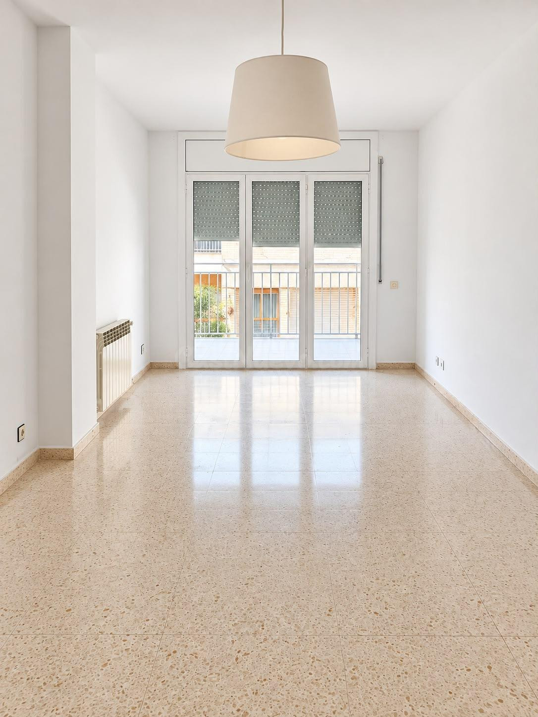 VENTA PISO EN IGUALADA ZONA SET CAMINS 4 habitaciones Y TERR - foto 2