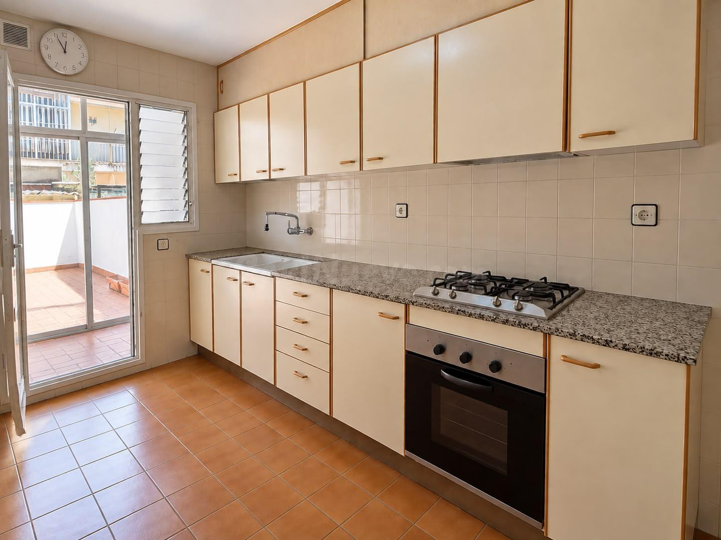 VENTA PISO EN IGUALADA ZONA SET CAMINS 4 habitaciones Y TERR - foto 5