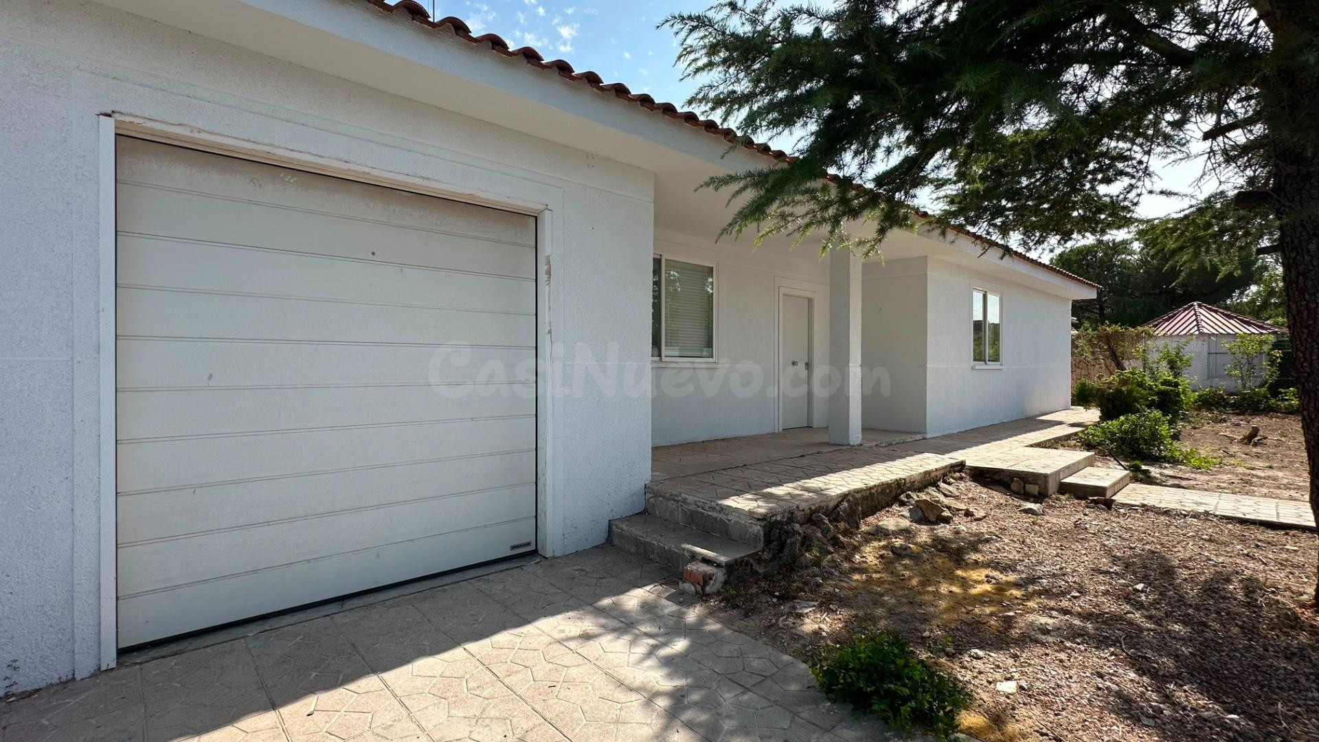 Disfruta de un chalet cómodo y recién actualizado