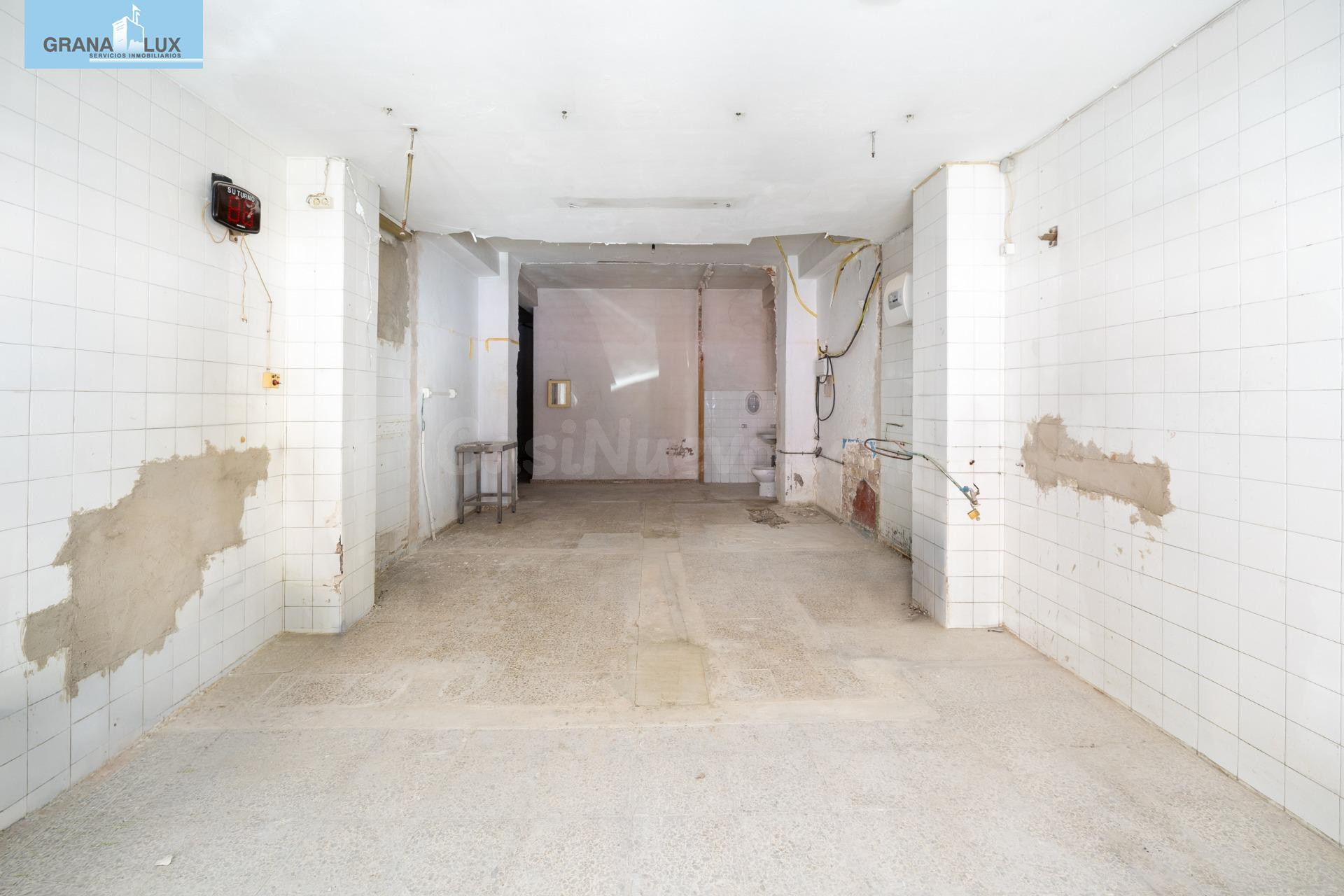 Local comercial 47m² en venta - Plaza de toros - foto 4