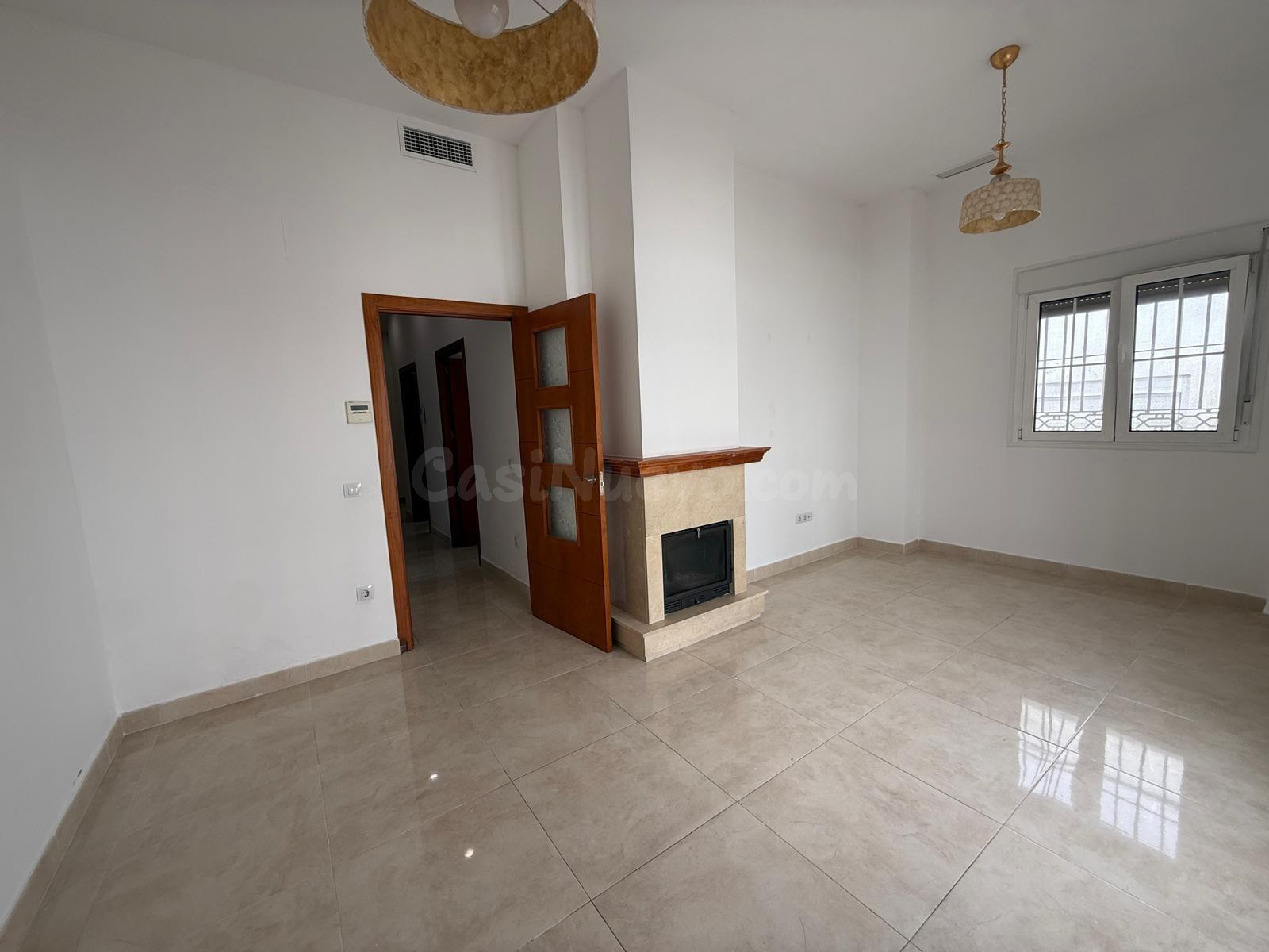 Casa independiente con garaje en El Cristo - foto 4