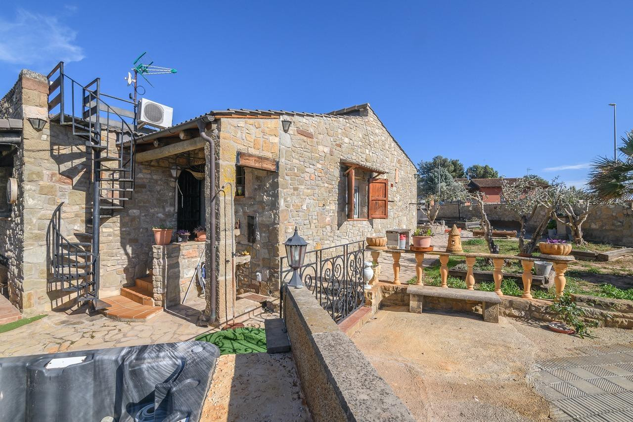 Canet de Fals: casa de piedra en planta baja con amplio porc - foto 3