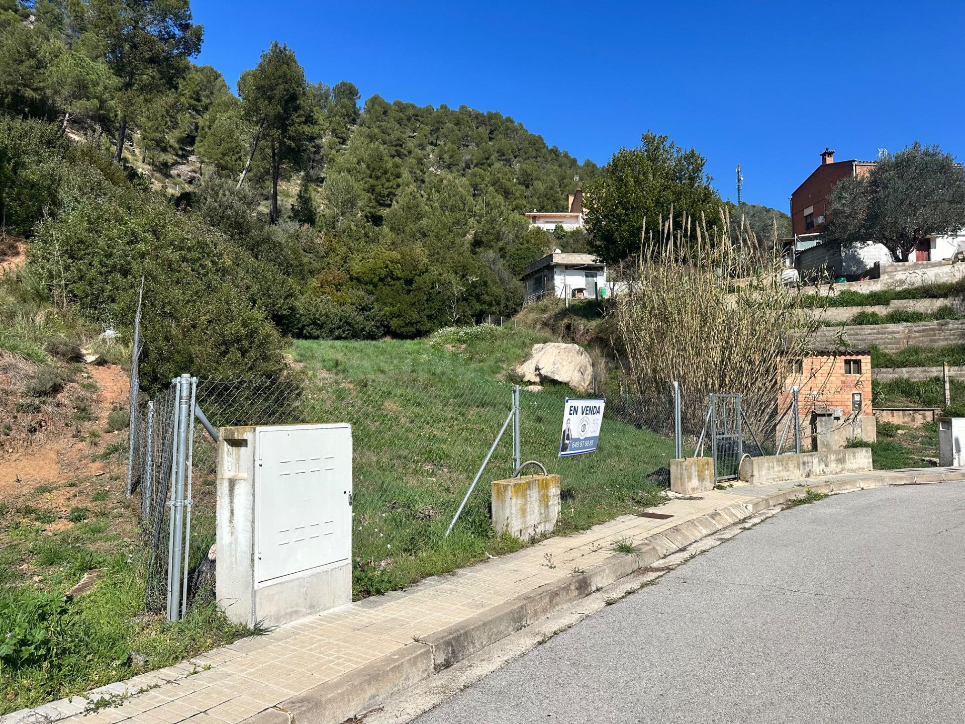 Desconecta en el Bages: Terreno ideal para tu nuevo hogar - foto 4