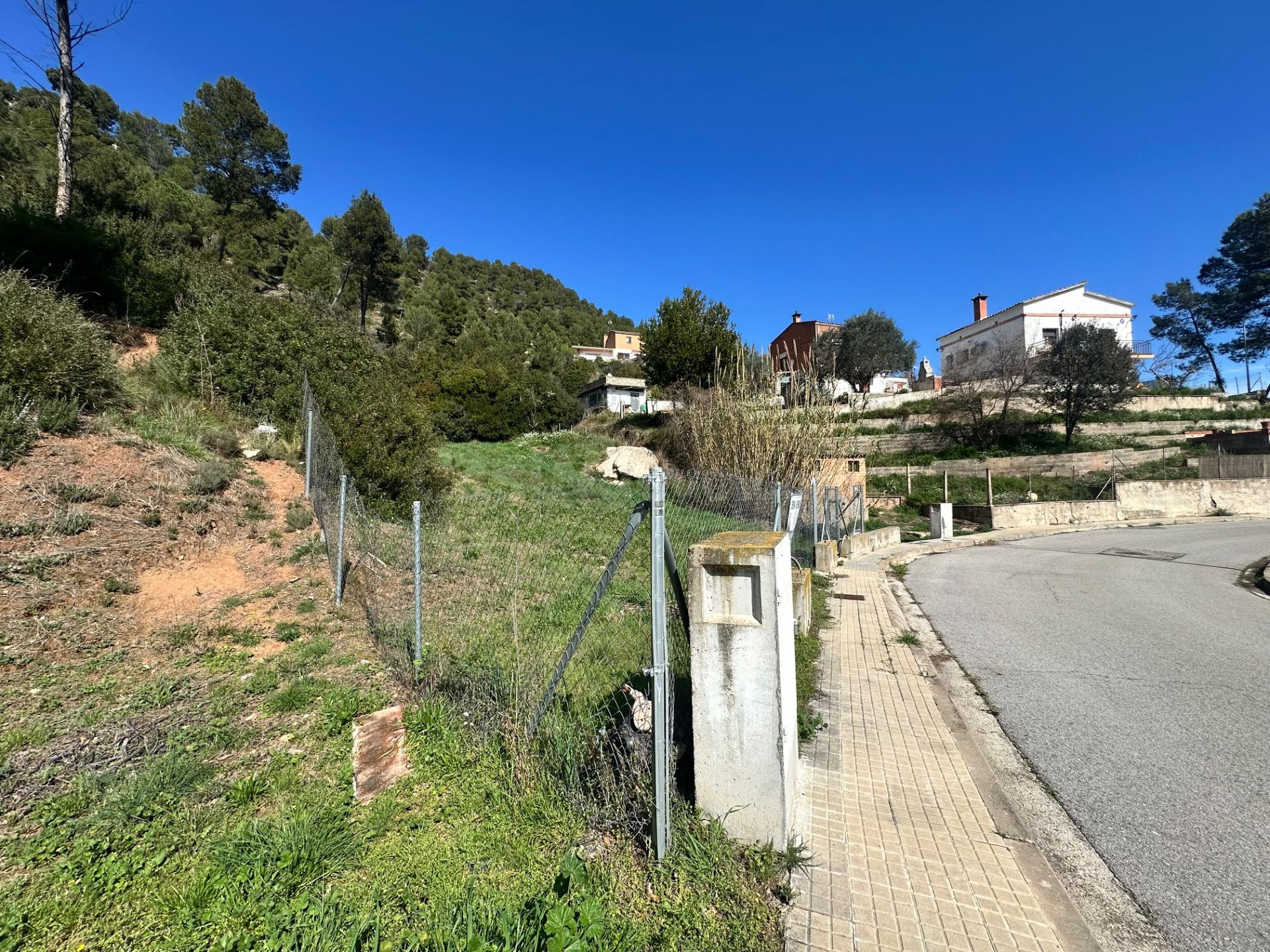 Desconecta en el Bages: Terreno ideal para tu nuevo hogar - foto 5