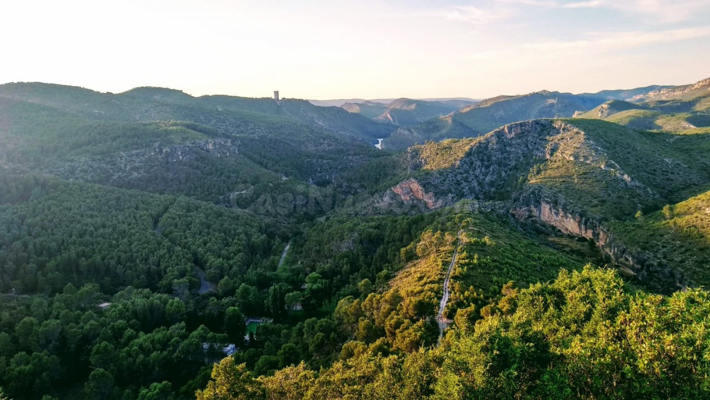 Tegeisa vende parcela con vistas despejadas